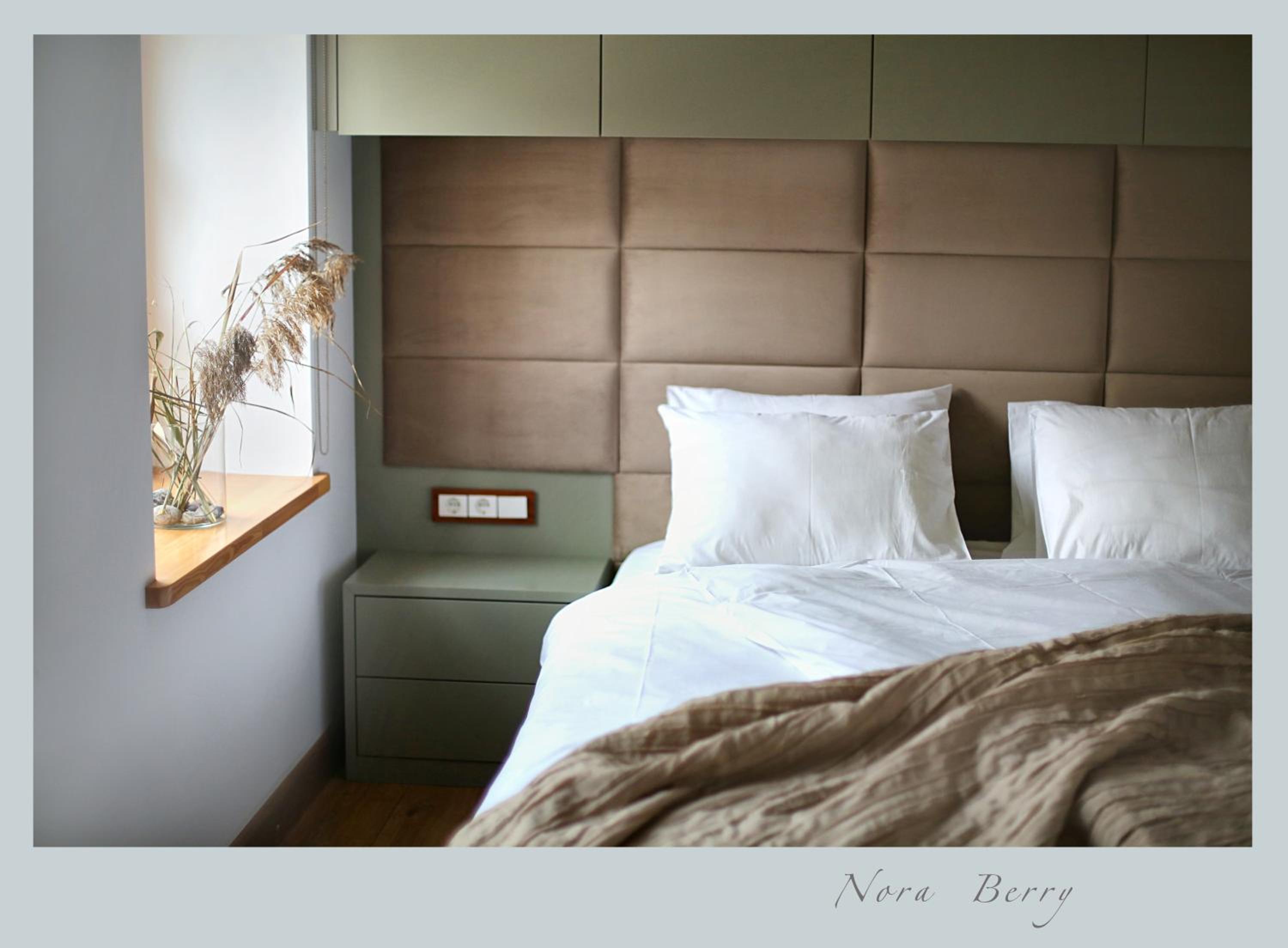 Nora Berry view 4