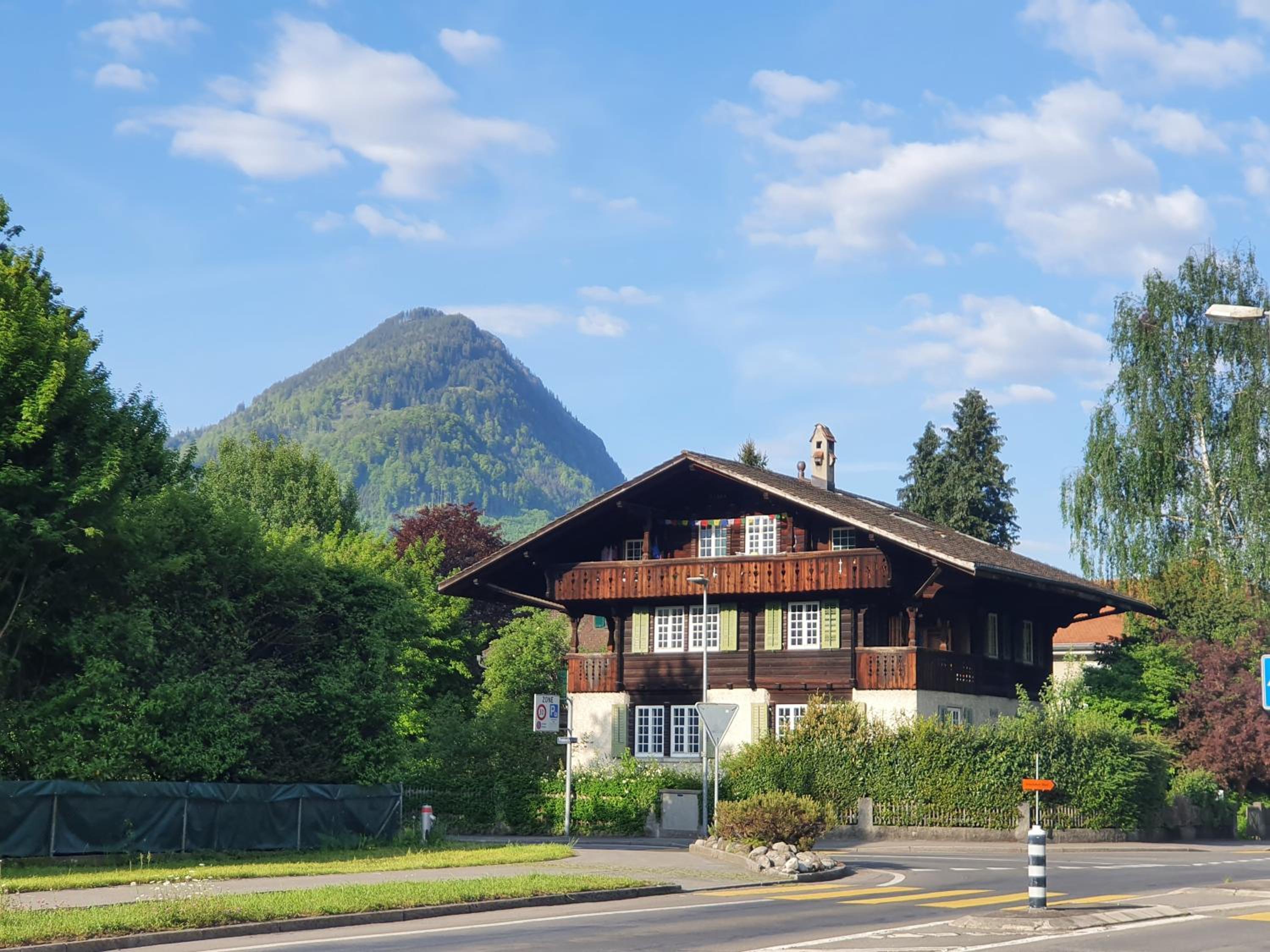 Zentral gelegene Wohnung mit grossem Garten view 2