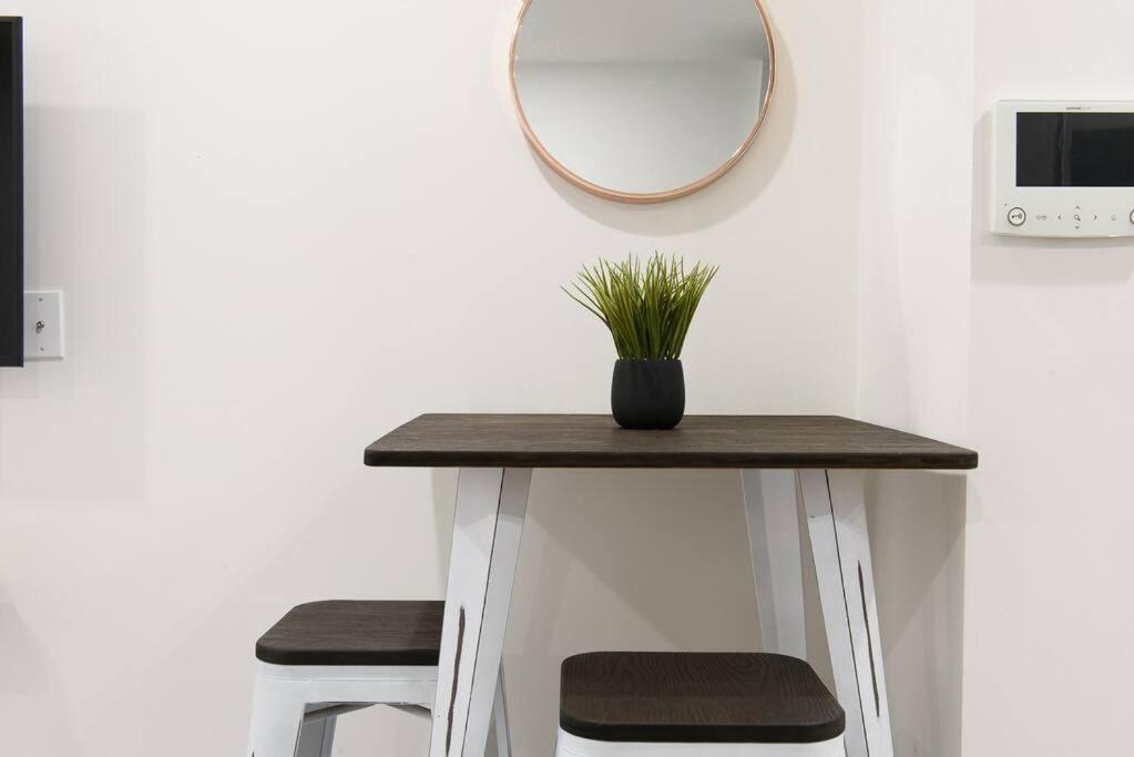 75-2C Furnished 1BR W D Elev WD Central park