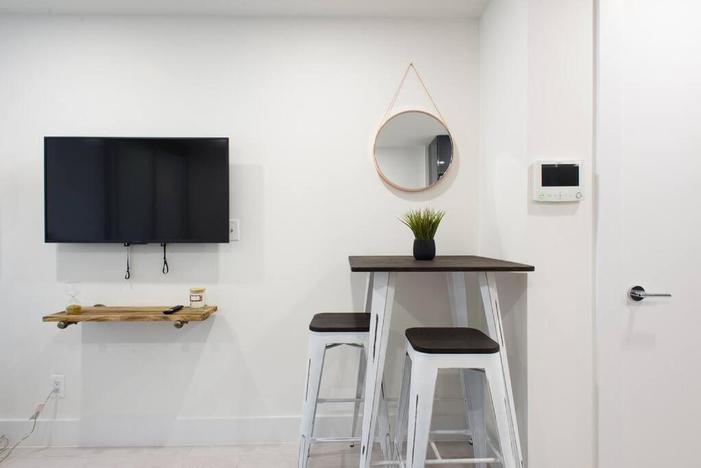 75-2C Furnished 1BR W D Elev WD Central park