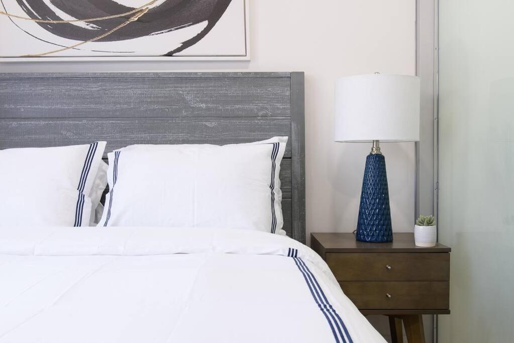75-2C Furnished 1BR W D Elev WD Central park