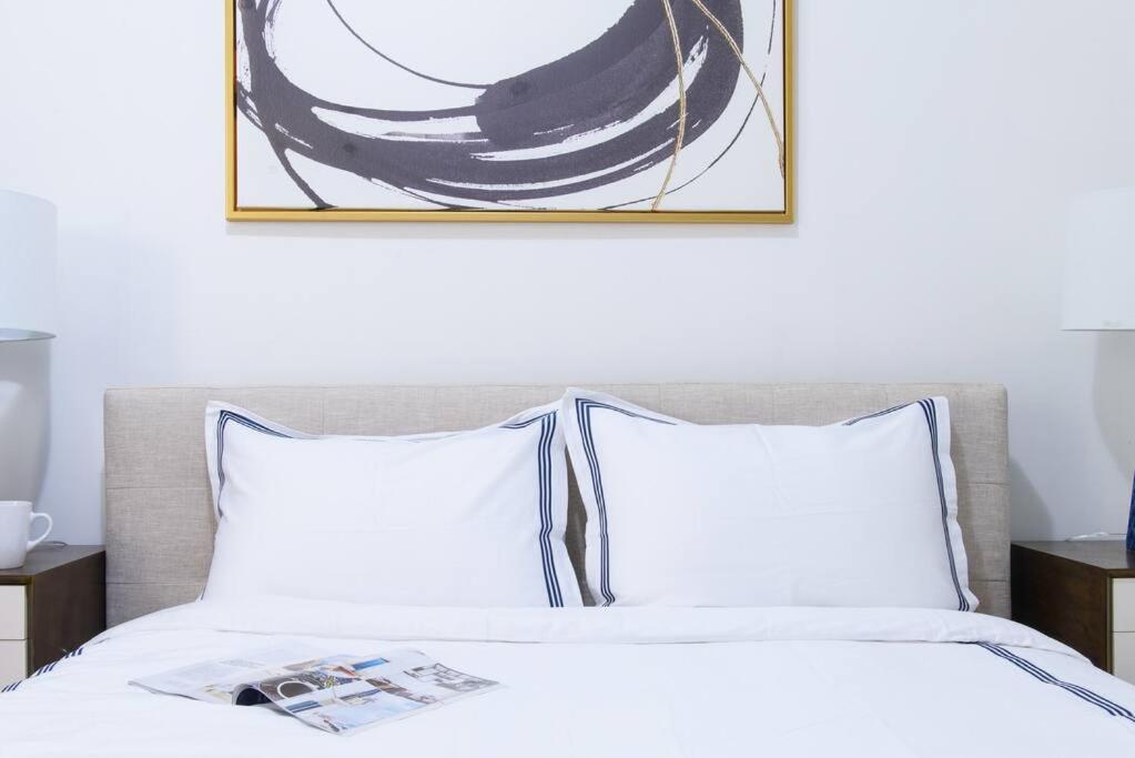 428-2W Newly Furnished Prime Location 2BR Sleeps 5