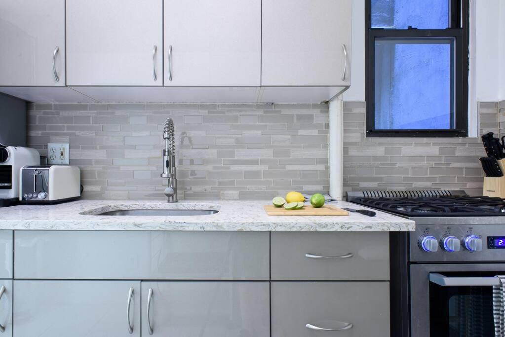 428-2W Newly Furnished Prime Location 2BR Sleeps 5