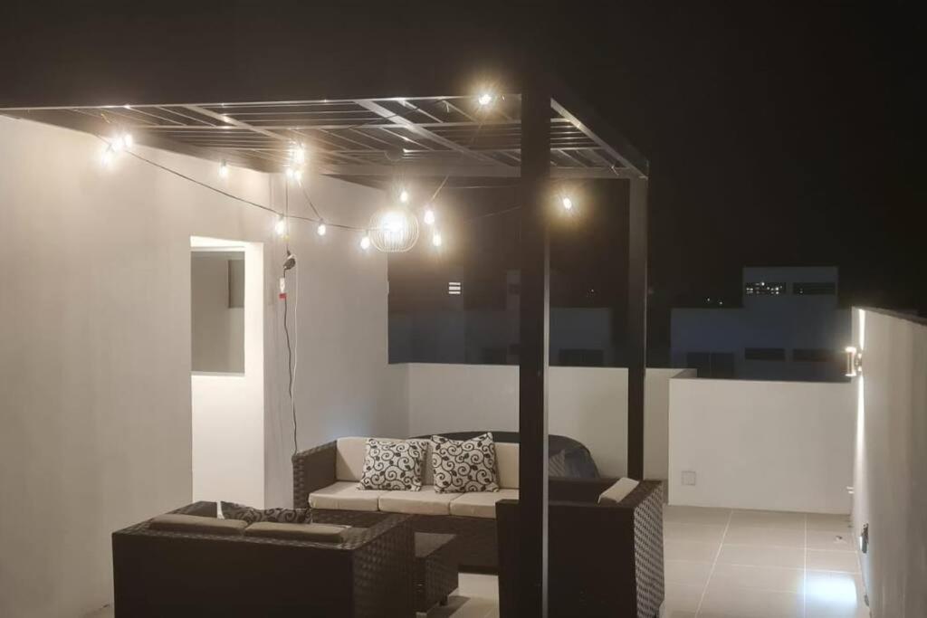 Bonito Penthouse con roof garden view 3