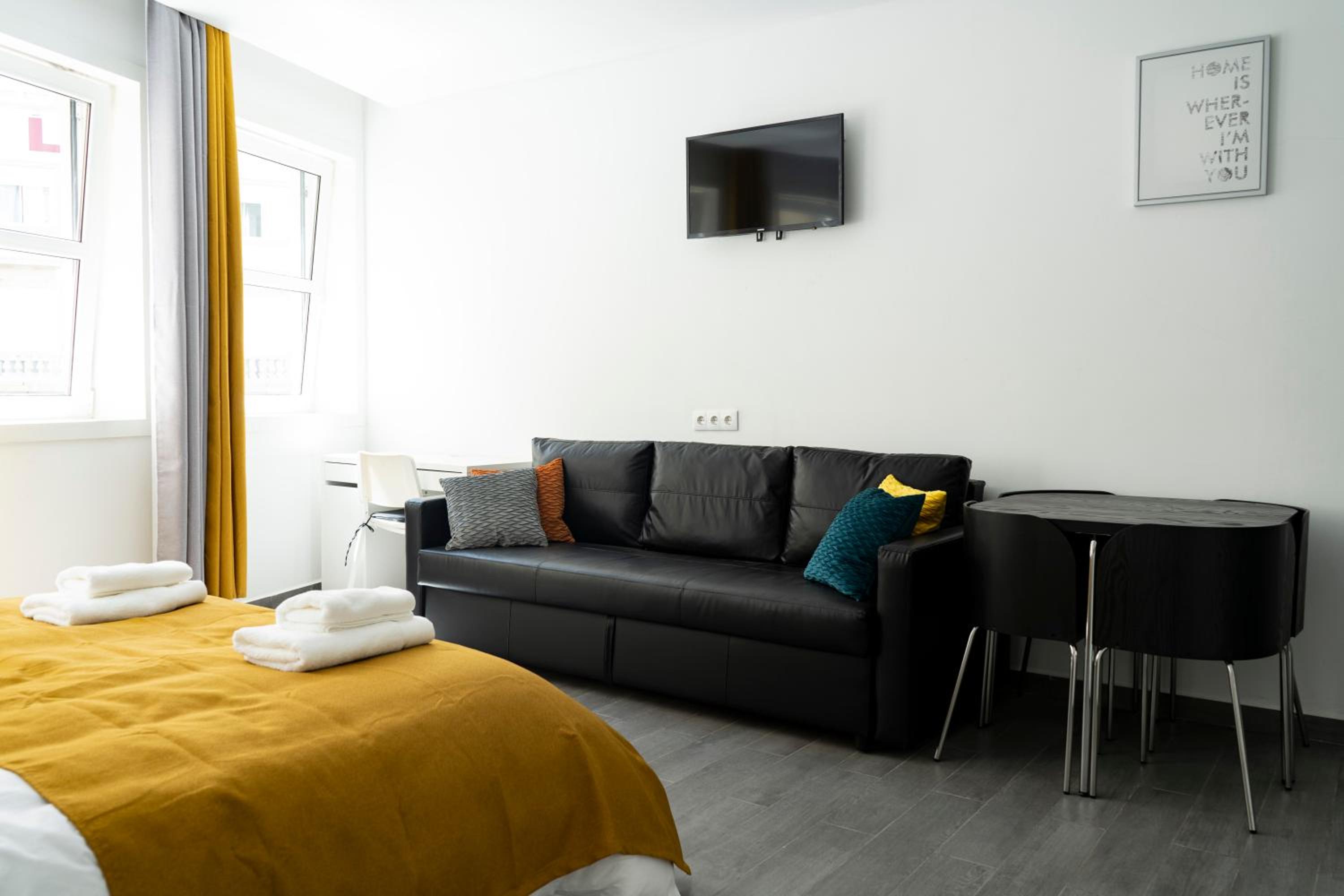 Almada Downtown 101 en Porto — hotel room