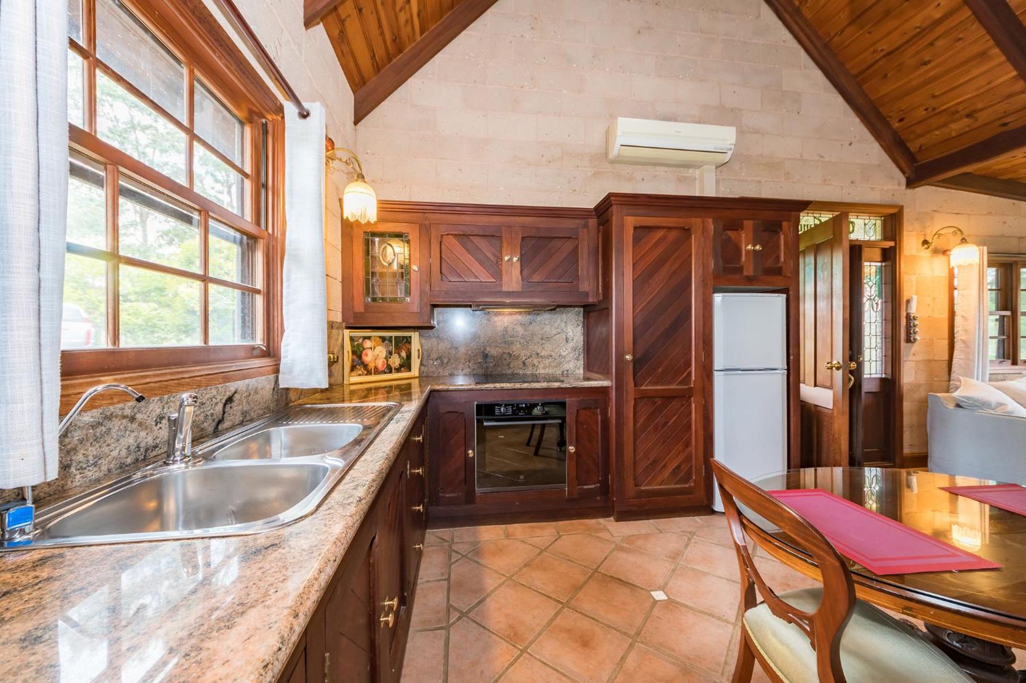 Clarendon Forest Retreat
