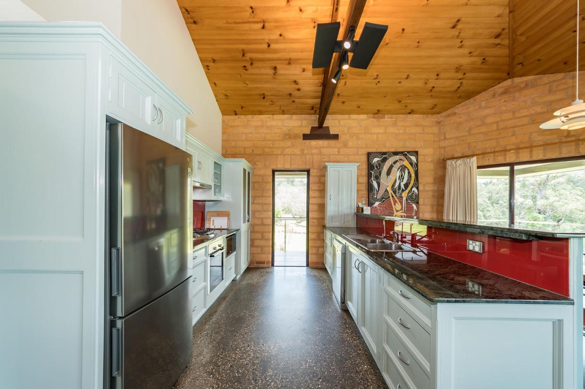 Clarendon Forest Retreat