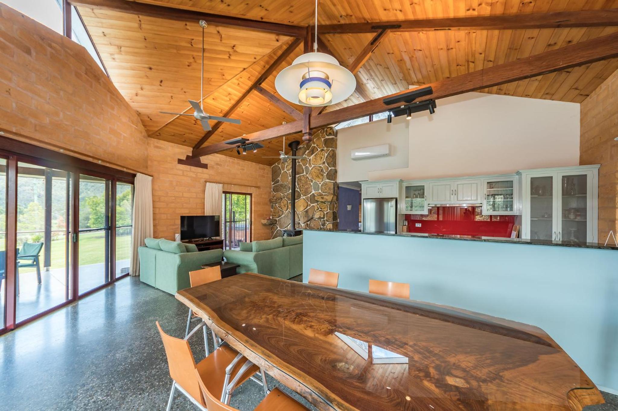 Clarendon Forest Retreat