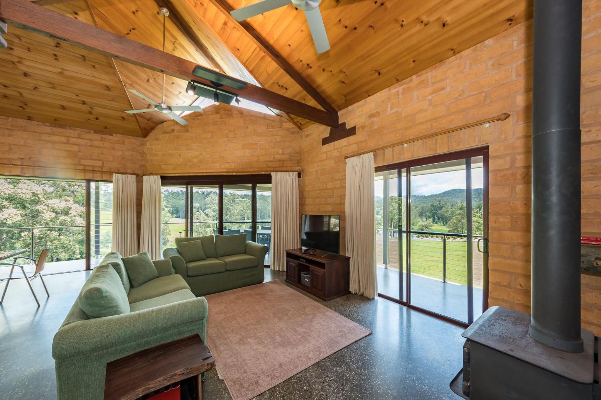 Clarendon Forest Retreat