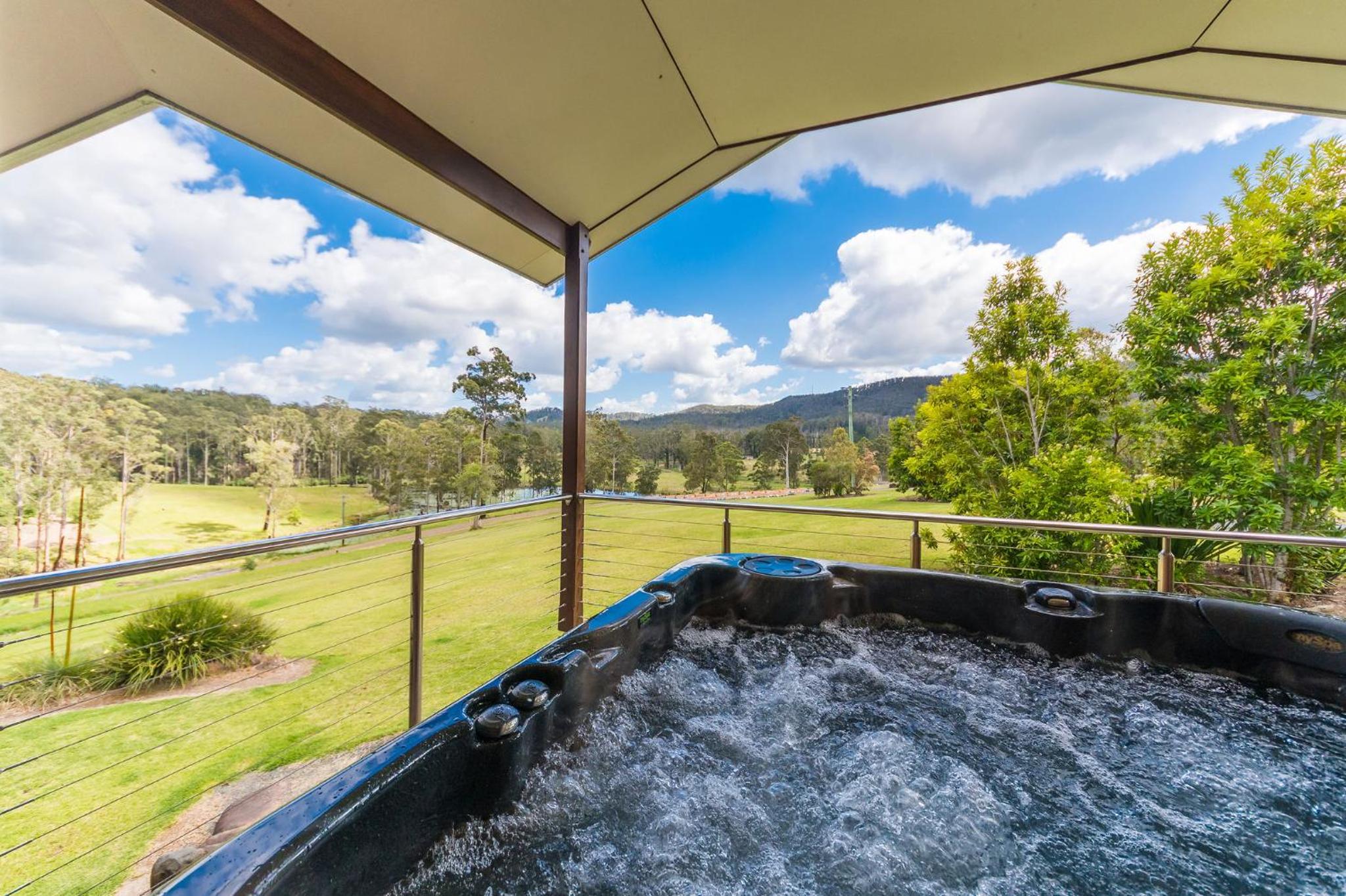 Clarendon Forest Retreat