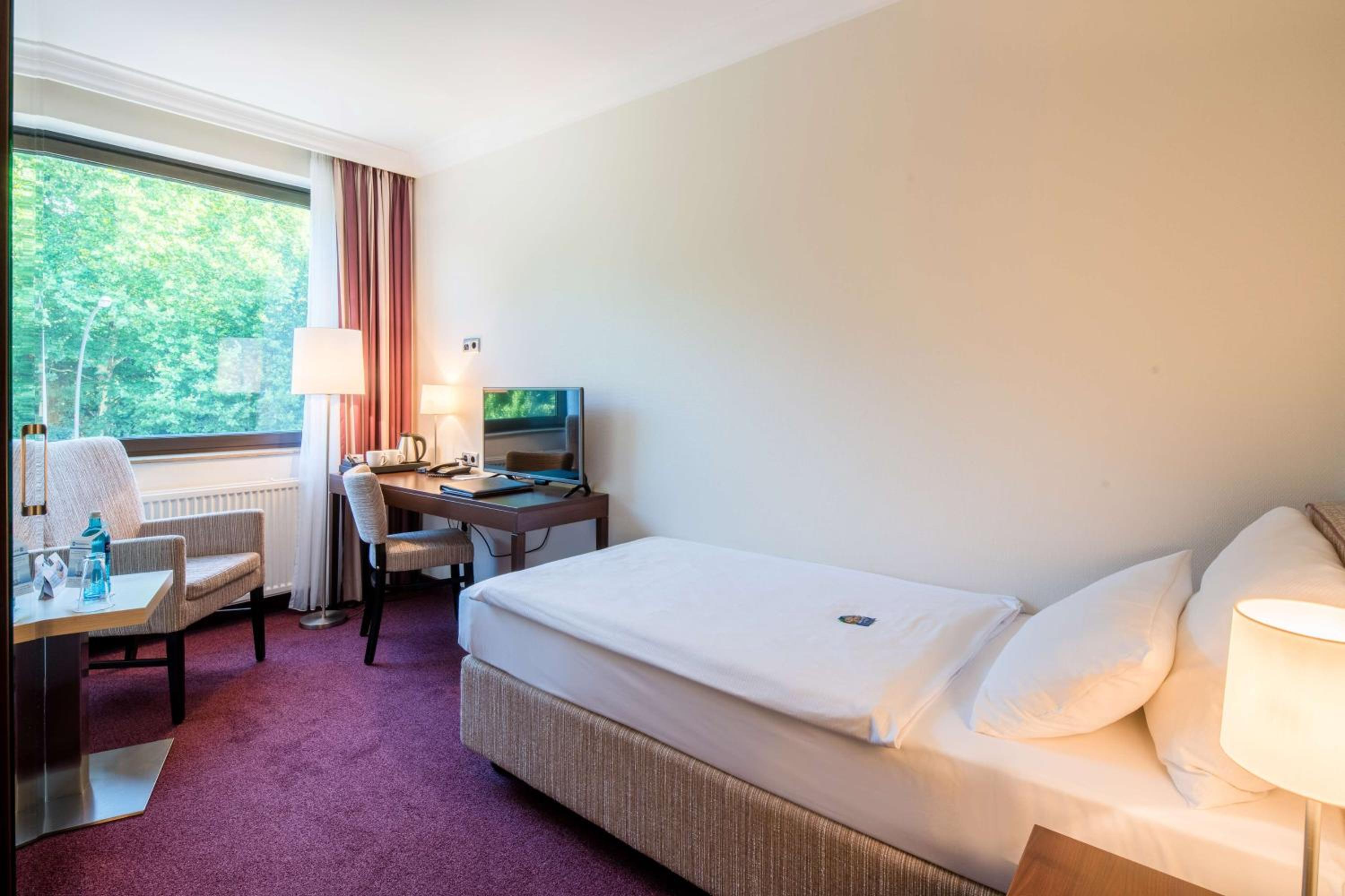 Hamburg Vacations - Best Western Hotel Hamburg International - Property Image 57
