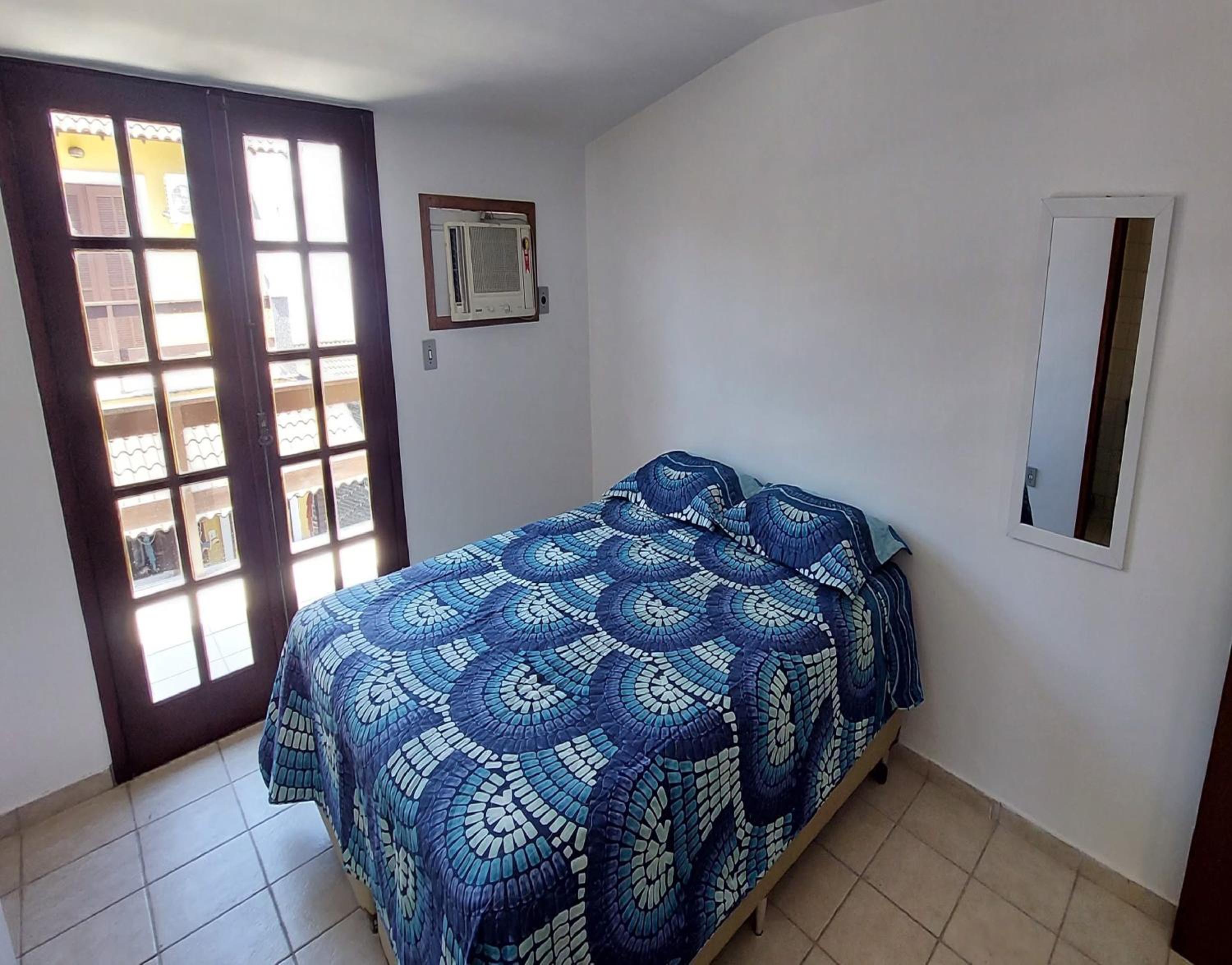 Excelente apt 03 qts - Cabo Frio Braga Praia do Forte - caução garantia de 400,00 - WiFi grátis - ar condicionado em dois quartos