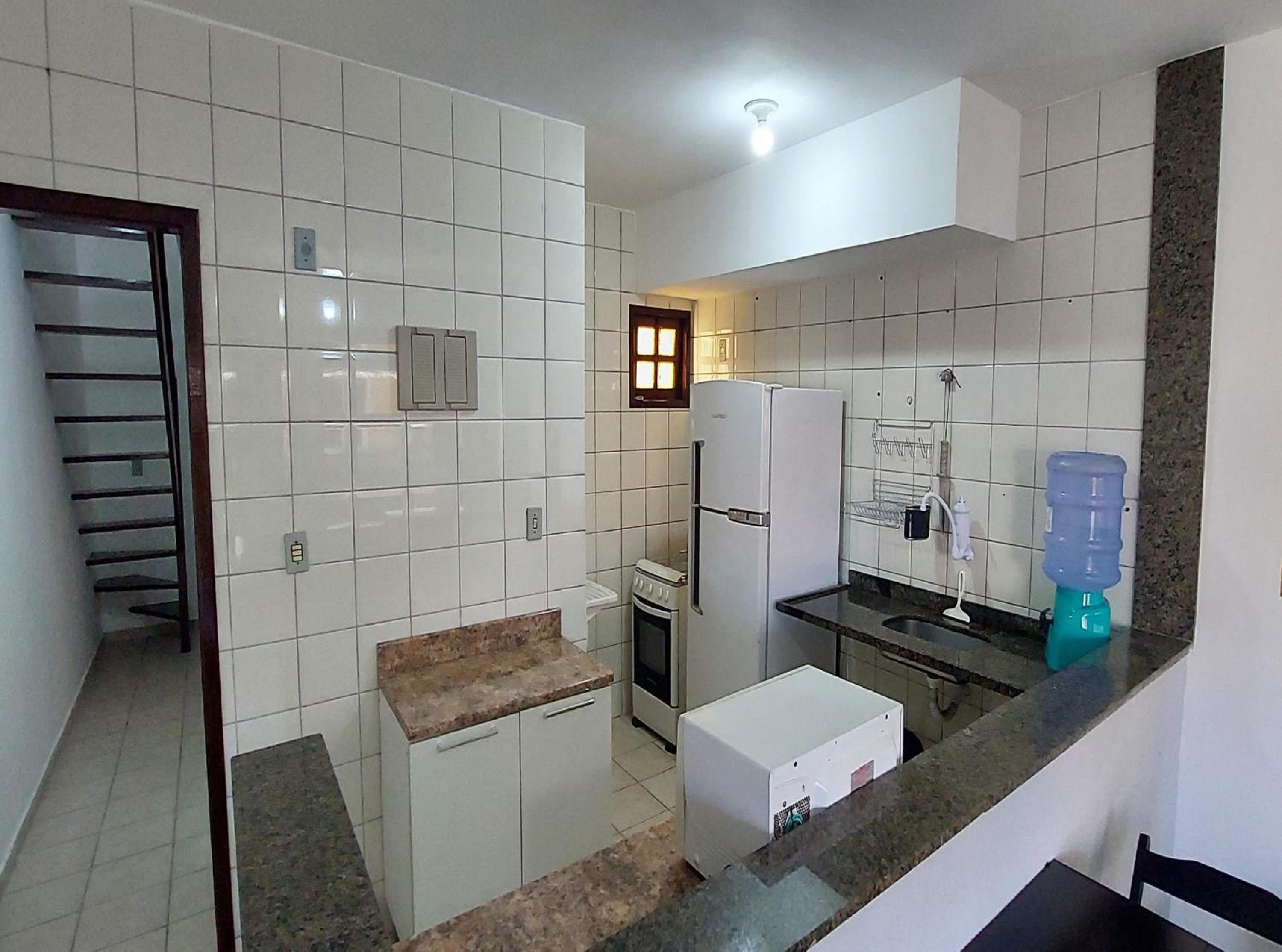 Excelente apt 03 qts - Cabo Frio Braga Praia do Forte - caução garantia de 400,00 - WiFi grátis - ar condicionado em dois quartos
