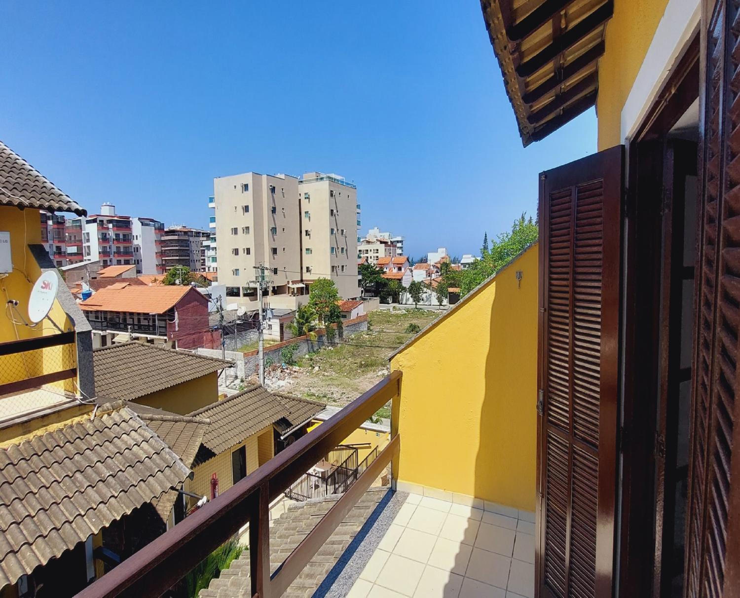 Excelente apt 03 qts - Cabo Frio Braga Praia do Forte - caução garantia de 400,00 - WiFi grátis - ar condicionado em dois quartos