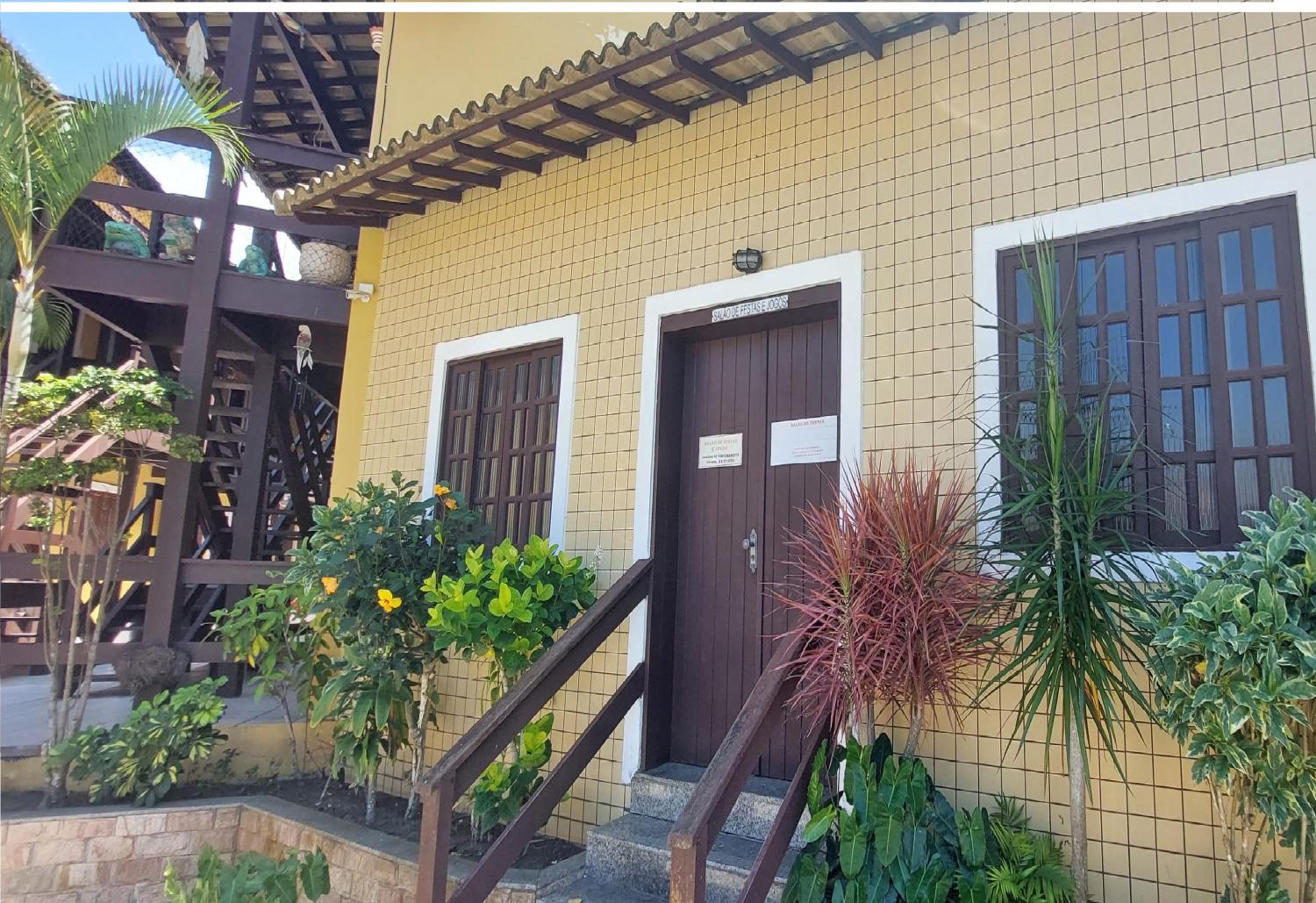 Excelente apt 03 qts - Cabo Frio Braga Praia do Forte - caução garantia de 400,00 - WiFi grátis - ar condicionado em dois quartos