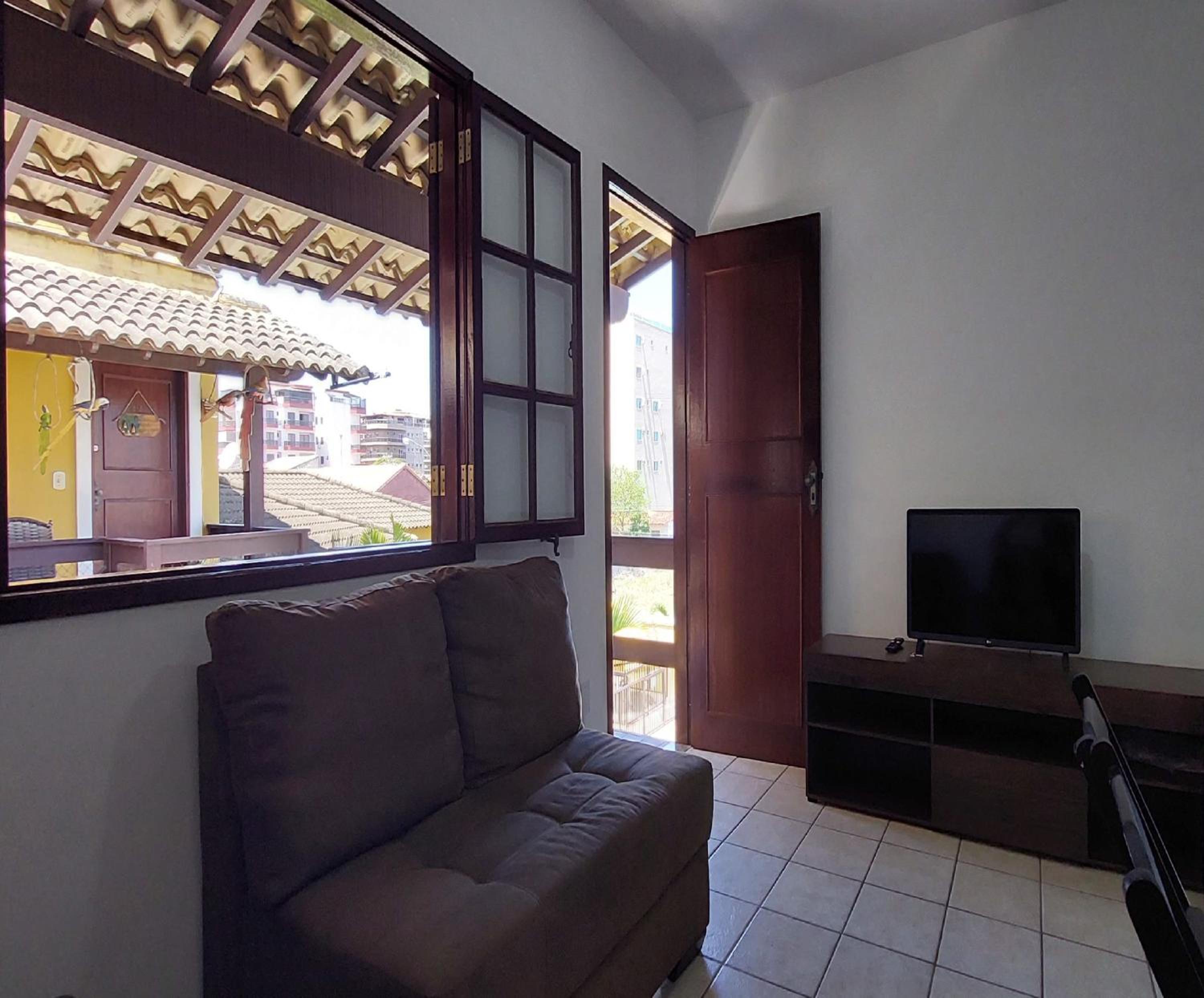 Excelente apt 03 qts - Cabo Frio Braga Praia do Forte - caução garantia de 400,00 - WiFi grátis - ar condicionado em dois quartos