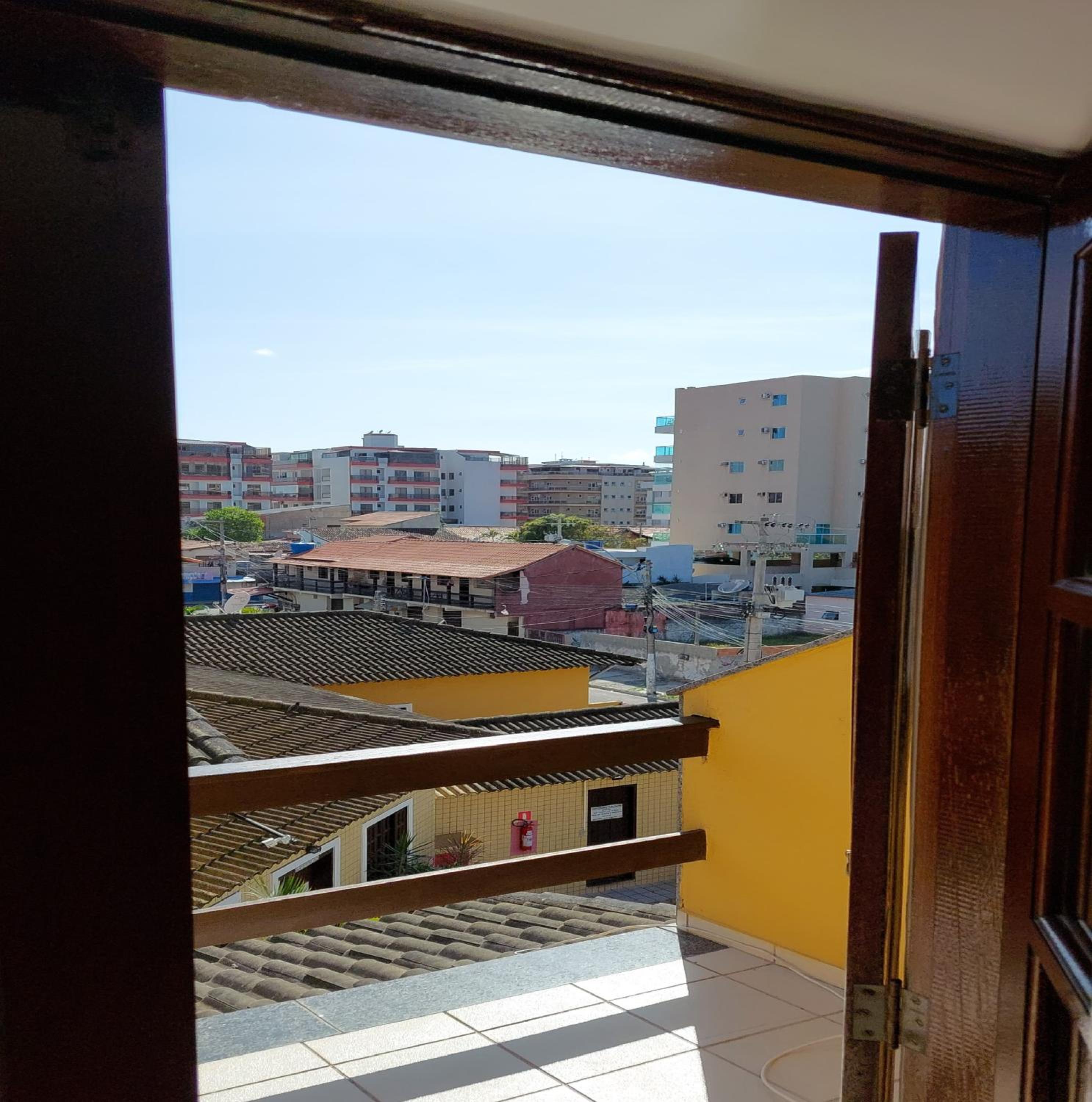 Excelente apt 03 qts - Cabo Frio Braga Praia do Forte - caução garantia de 400,00 - WiFi grátis - ar condicionado em dois quartos