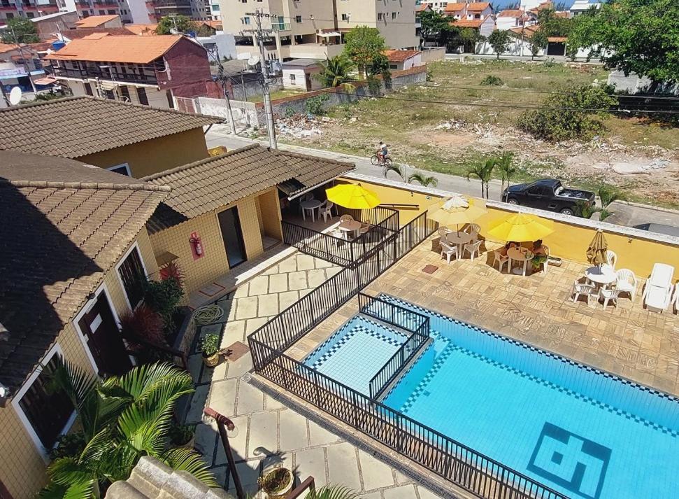 Excelente apt 03 qts - Cabo Frio Braga Praia do Forte - caução garantia de 400,00 - WiFi grátis - ar condicionado em dois quartos
