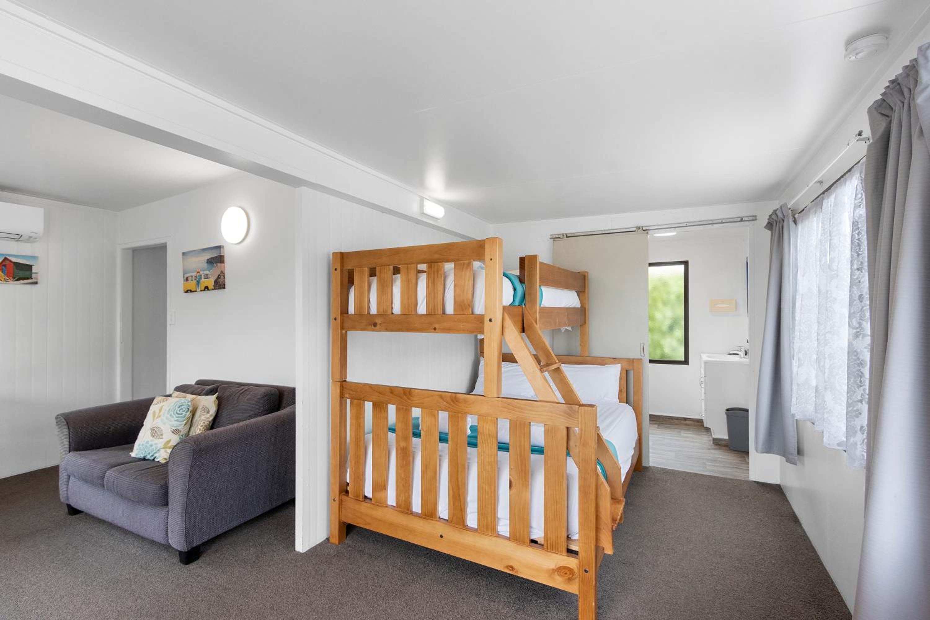 North South Holiday Park