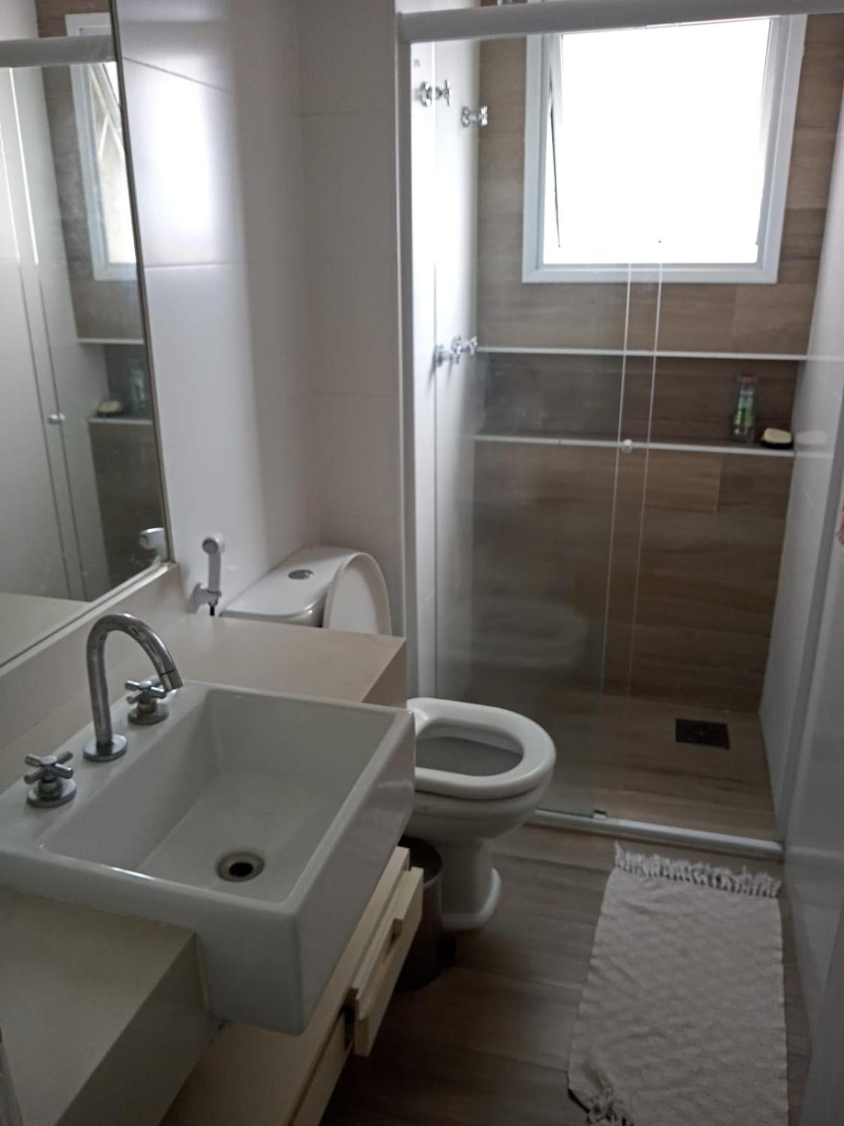 Excelente apartamento em Condomínio na praia das Astúrias