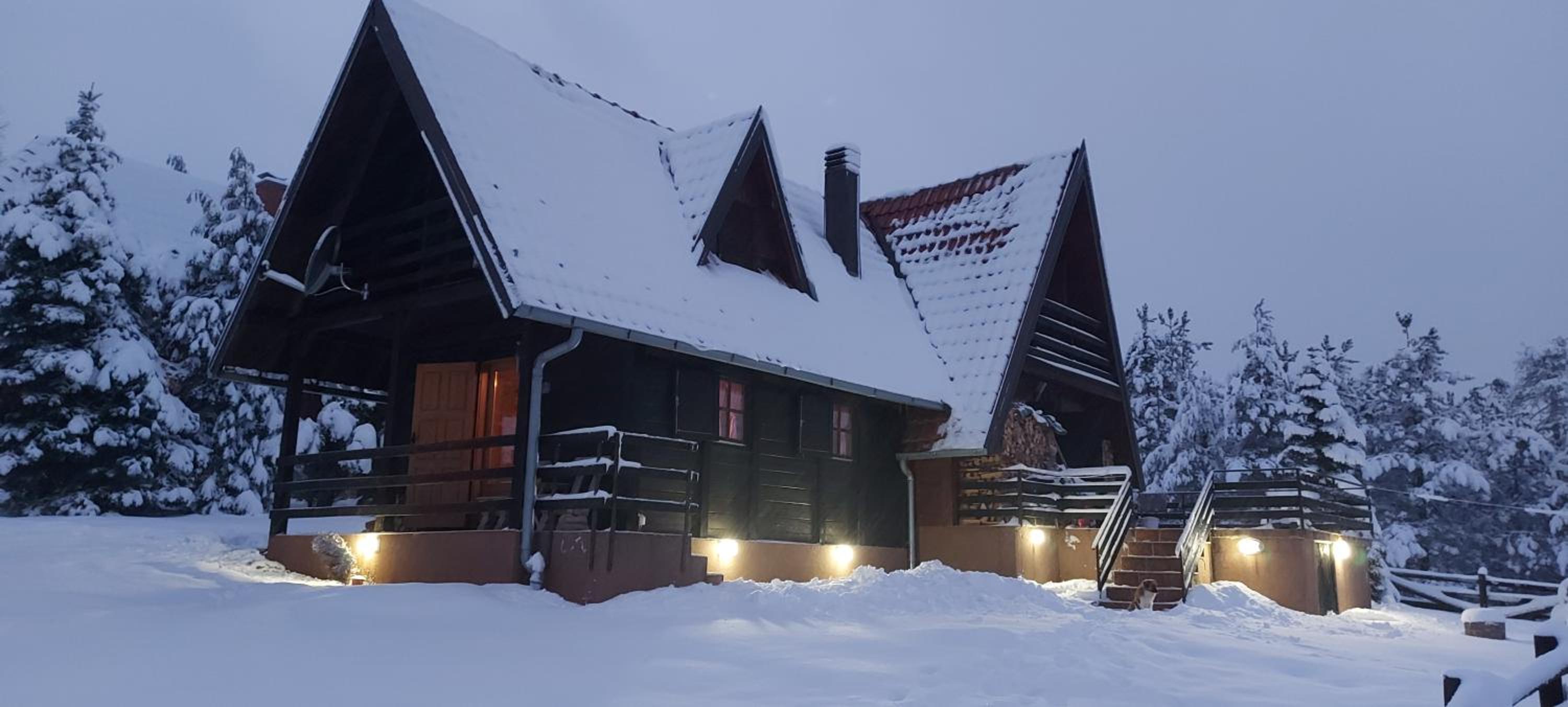 Chalet Four Seasons view 2