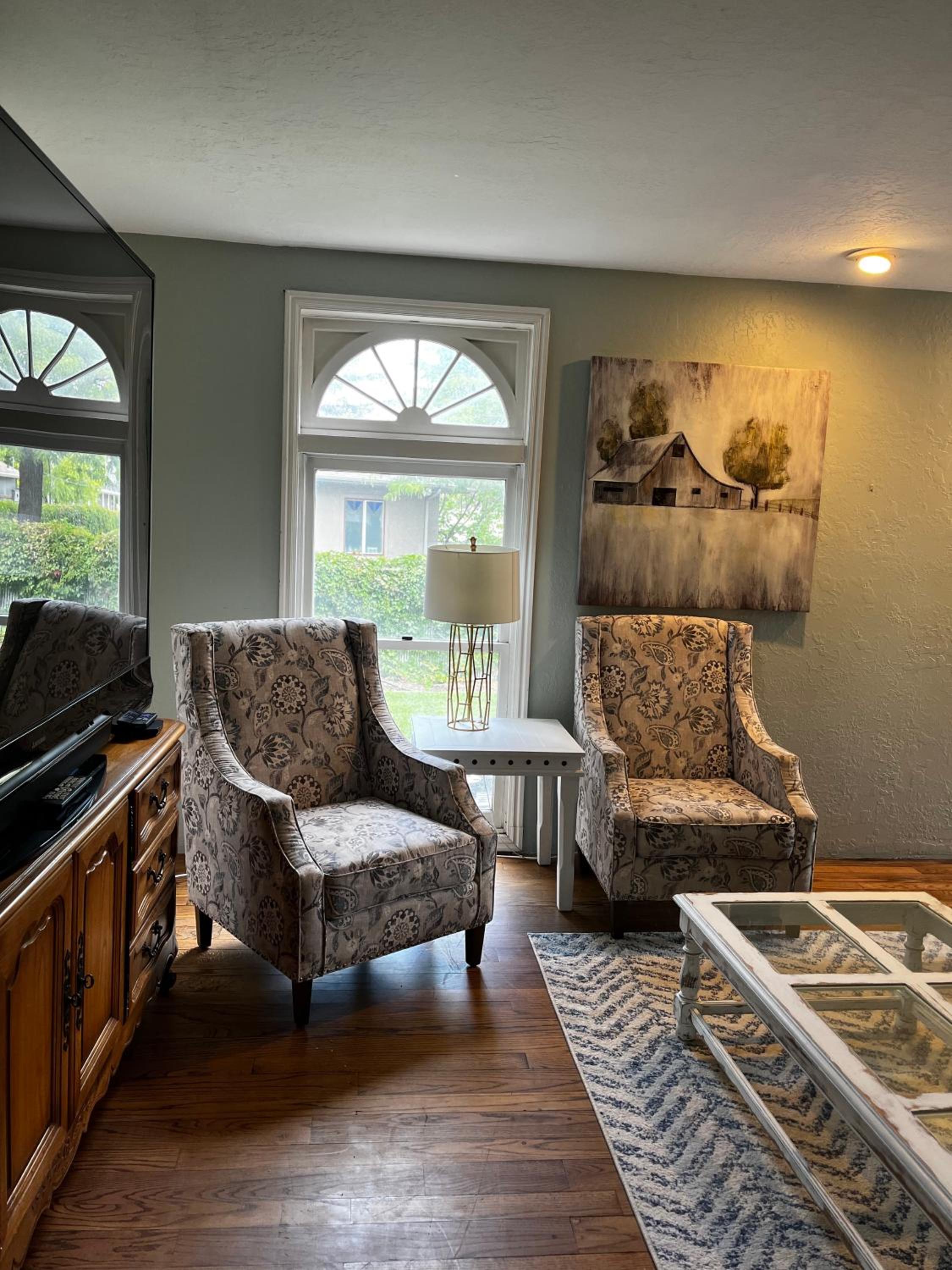 Unique Home Perfect for Large Gatherings. Pets welcome! view 2