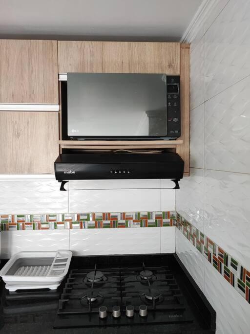 Apto Santa Marta 3Hb,1B,AC,Wifi 500 MB