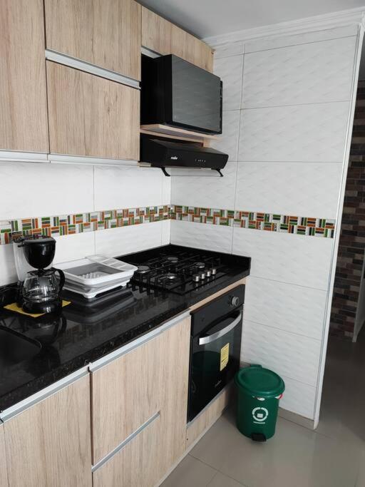 Apto Santa Marta 3Hb,1B,AC,Wifi 500 MB