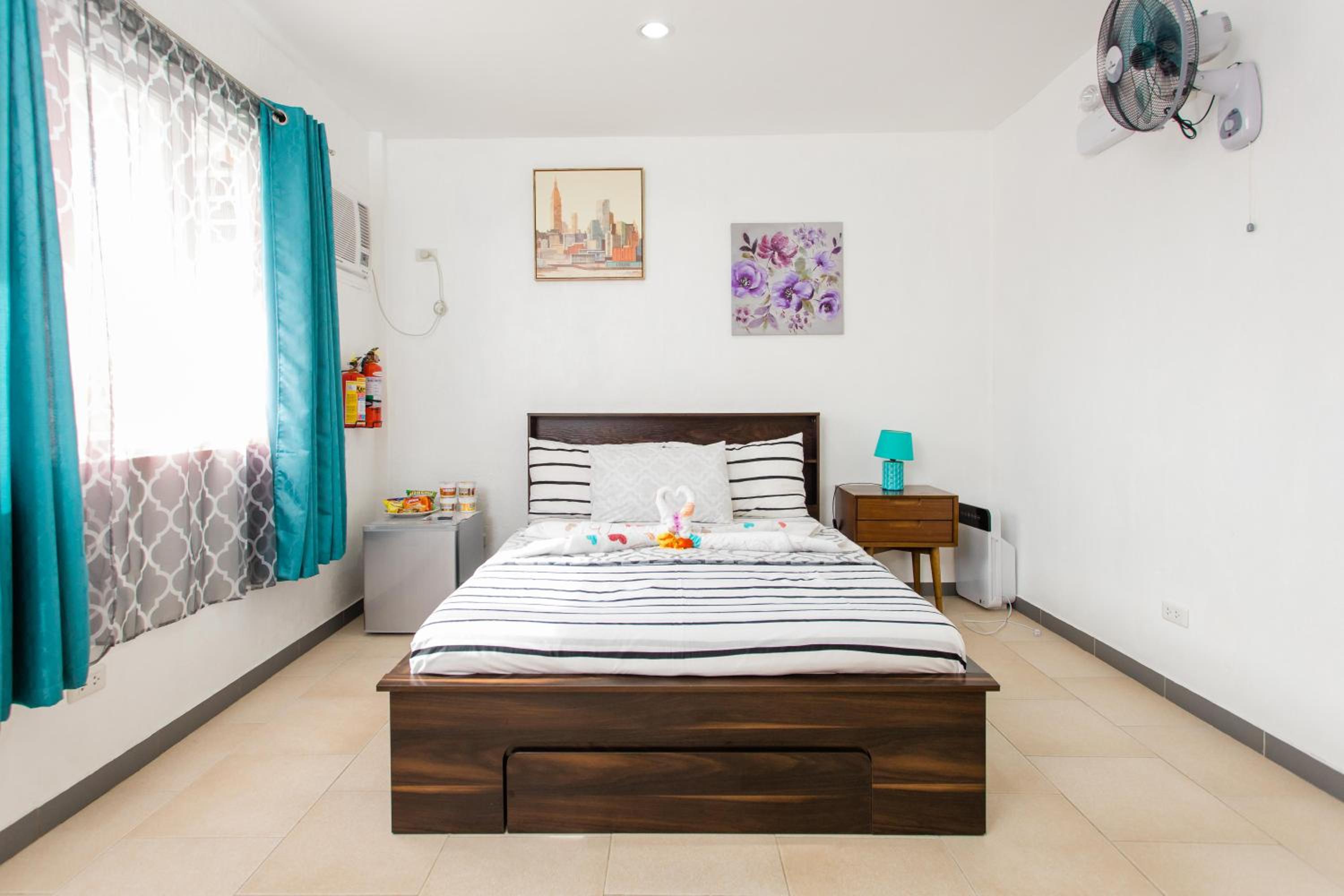 Bernis Hostel