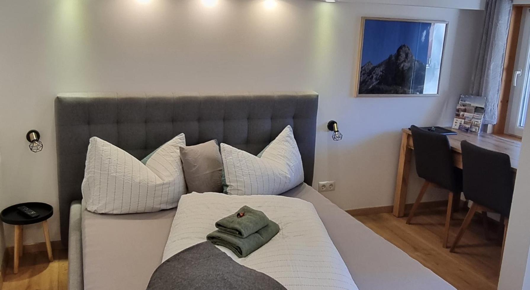 Haus Tisch