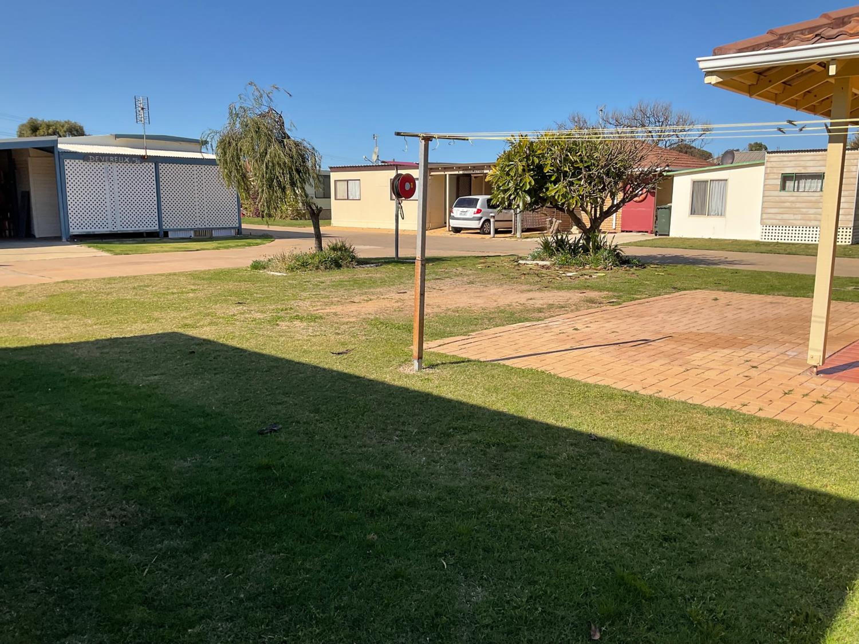 Photo 18