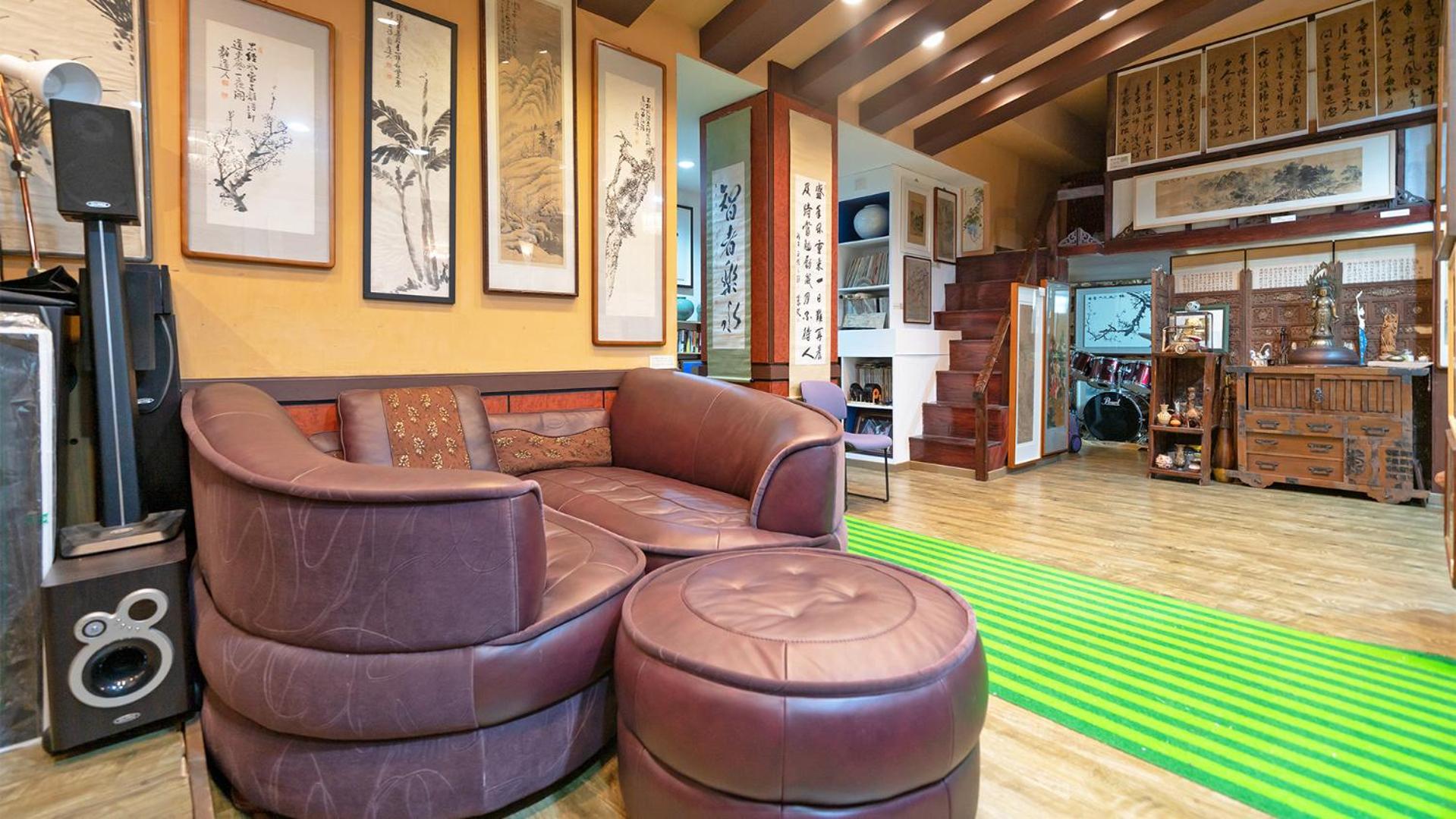 lounge