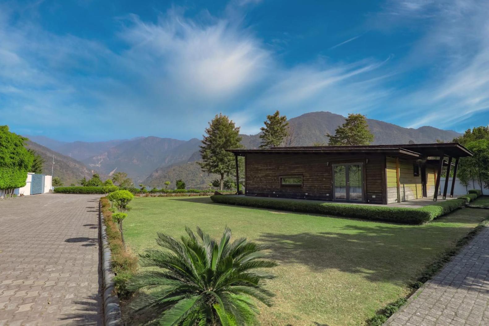 SaffronStays Paradise Pines, Dehradun - cliff villa with valley & forest views view 2