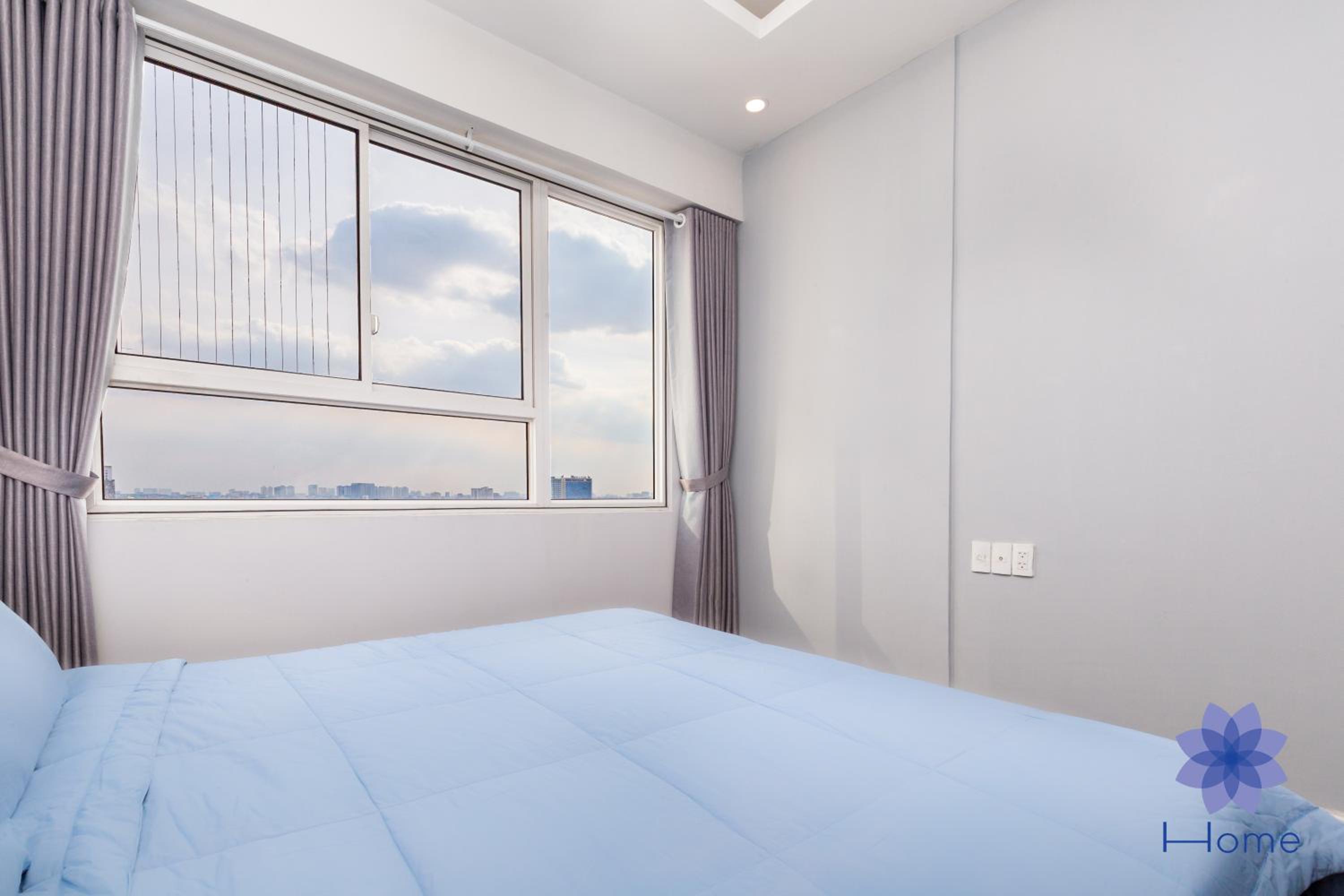 Home, Cosy&Luxury Apartment - 5mins to Airport, Free Pool&Gym, Airport Pick up Service