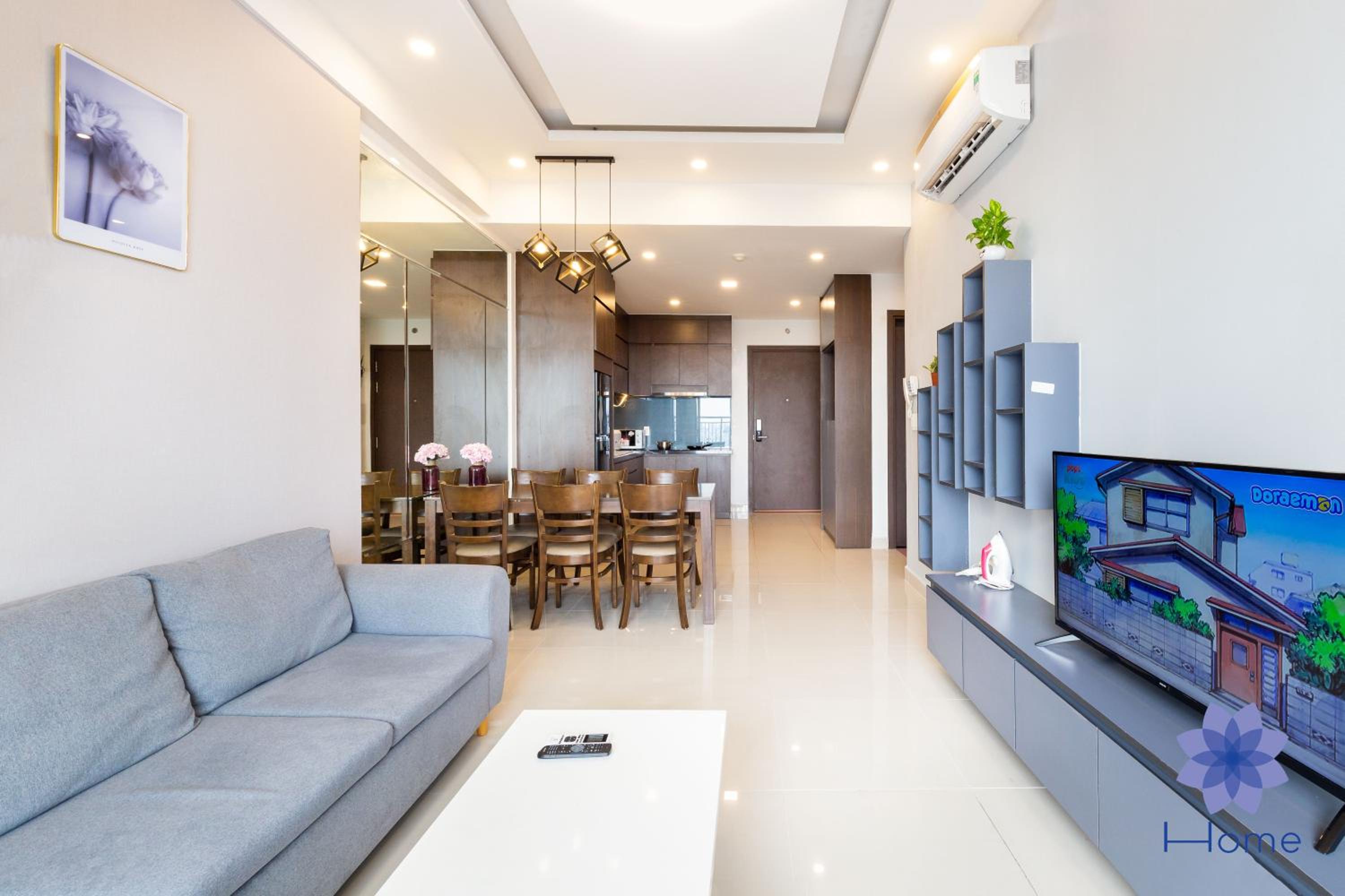 Home, Cosy&Luxury Apartment - 5mins to Airport, Free Pool&Gym, Airport Pick up Service