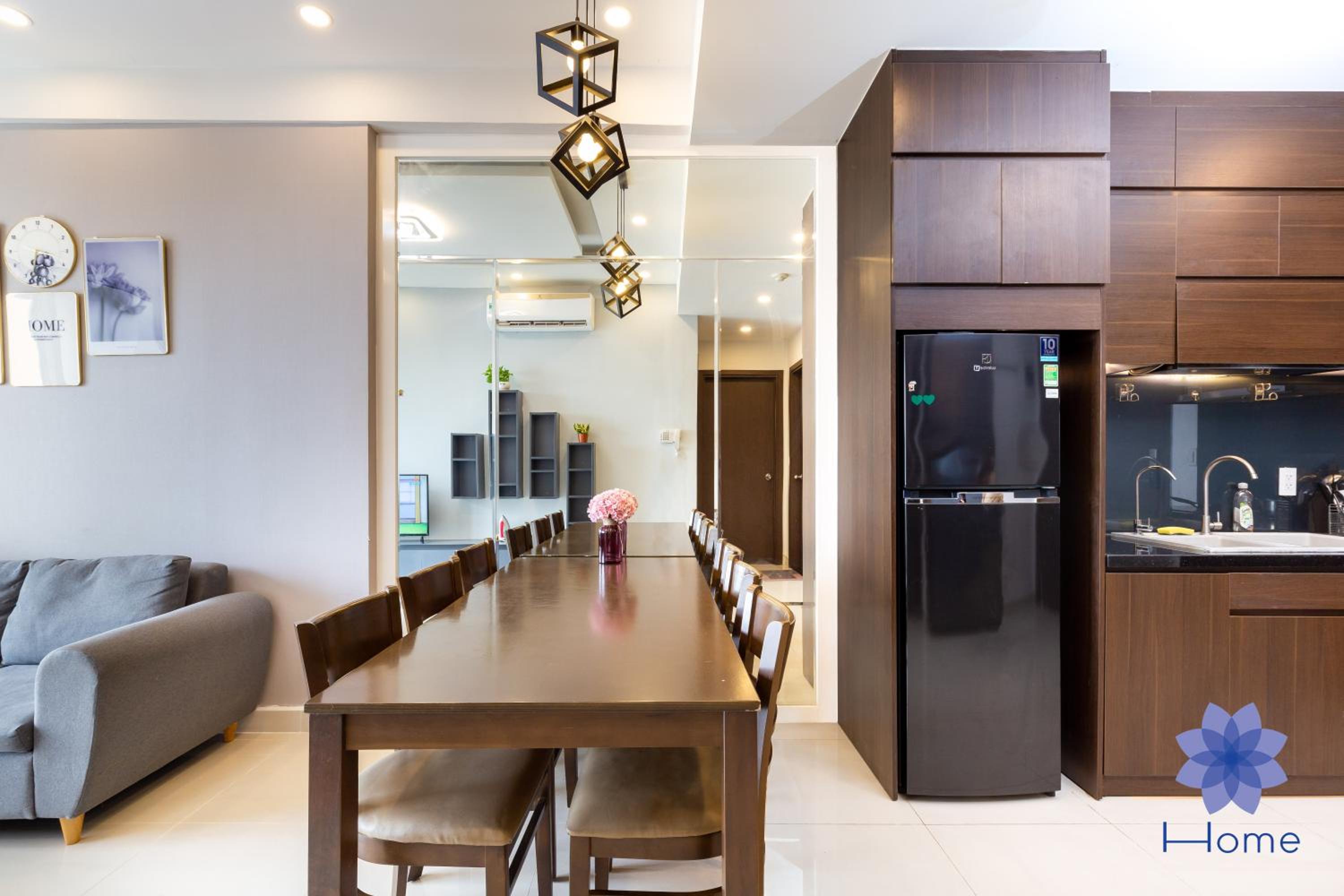 Home, Cosy&Luxury Apartment - 5mins to Airport, Free Pool&Gym, Airport Pick up Service