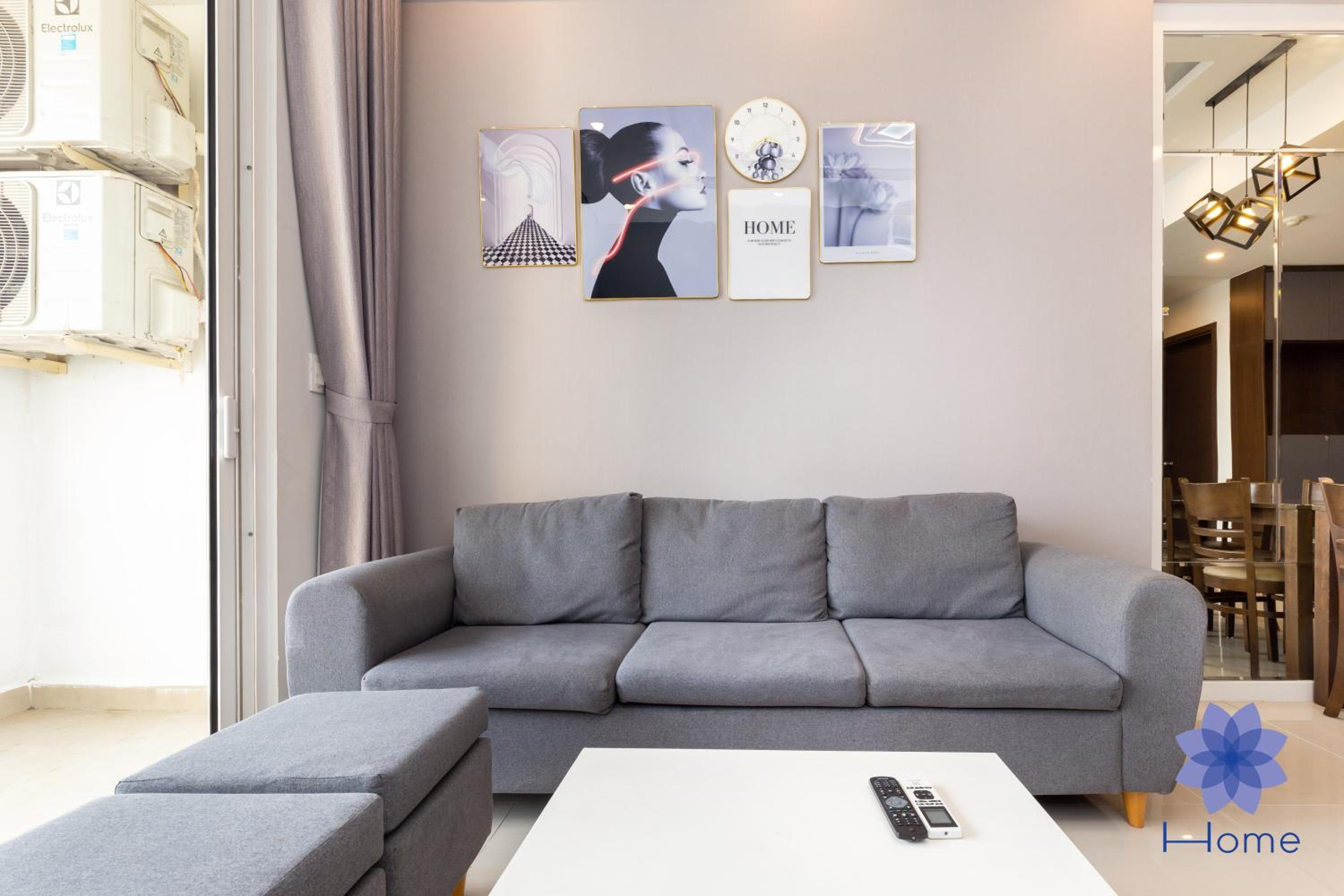 Home, Cosy&Luxury Apartment - 5mins to Airport, Free Pool&Gym, Airport Pick up Service