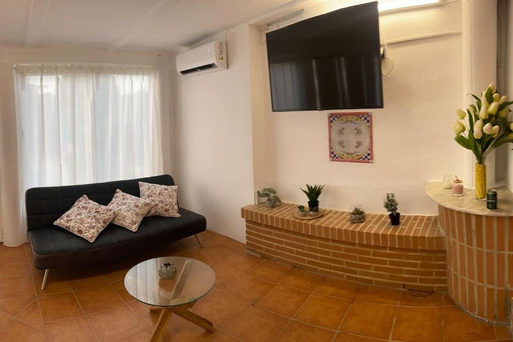Encantador alojamiento con acceso a piscina compartida