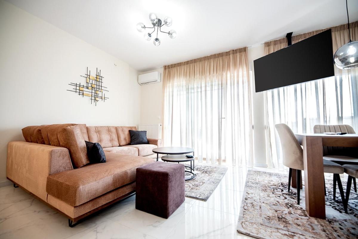 Central Luxury Apartment photo 4