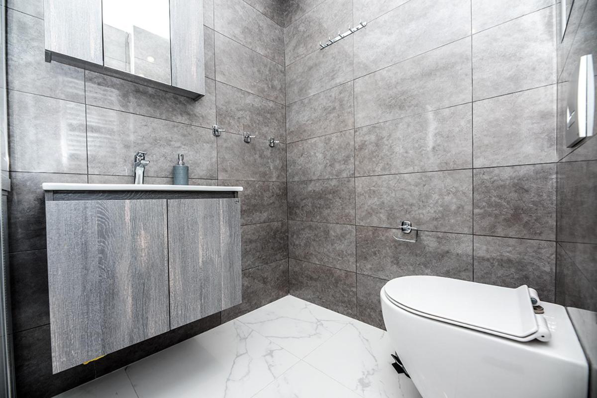 Central Luxury Apartment photo 3