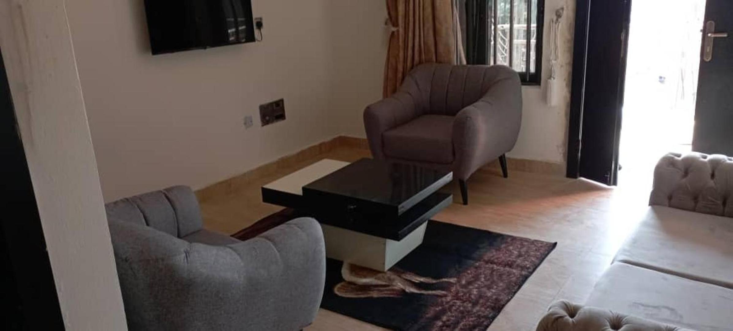 Apartment Sleeps 4 with Balcony and Parking