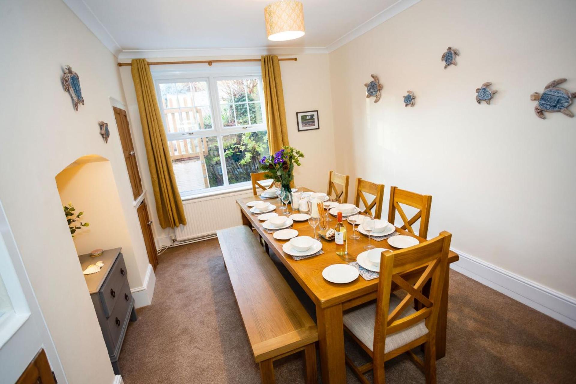 SAUNTON NORBORO 4 Bedrooms