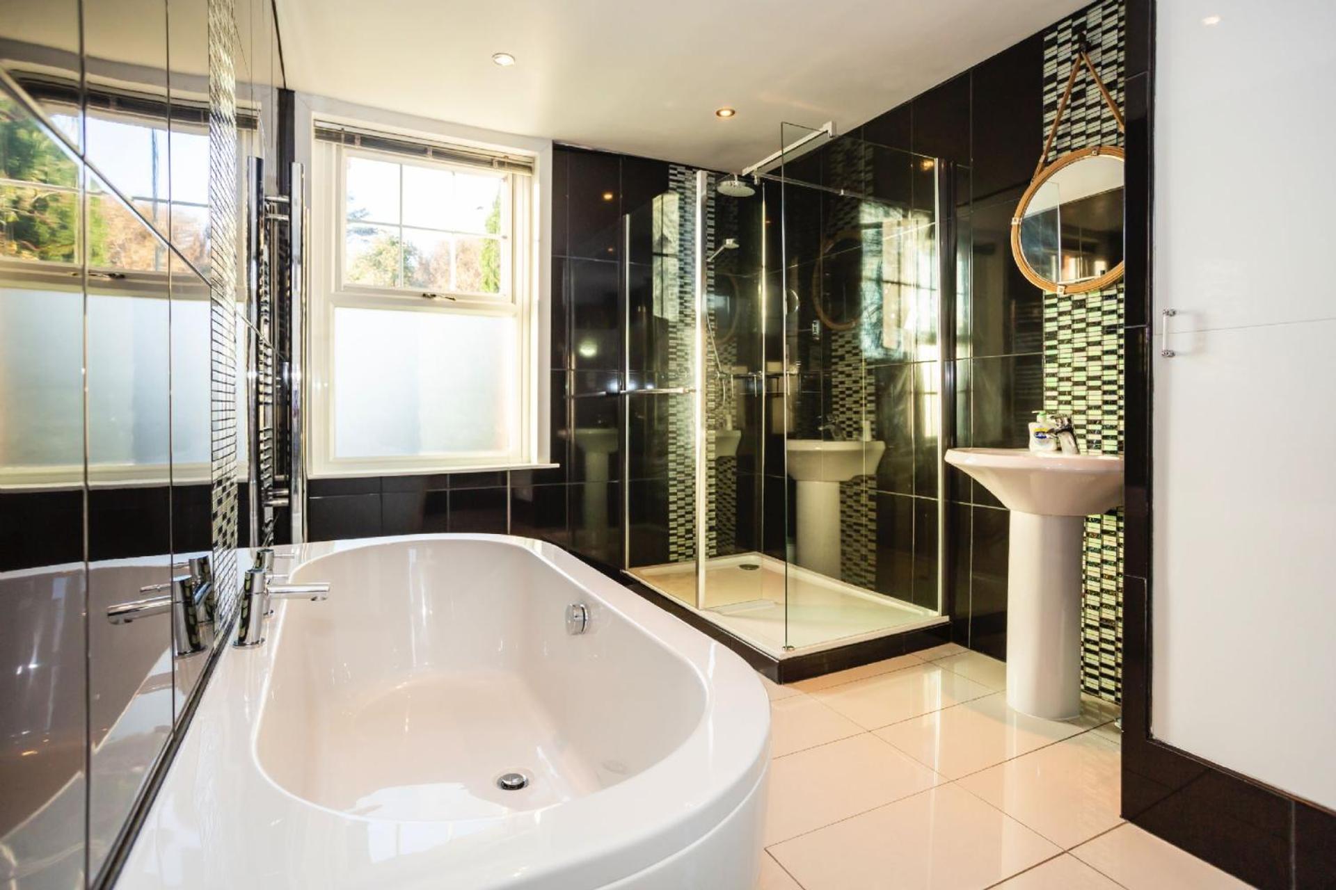 SAUNTON NORBORO 4 Bedrooms
