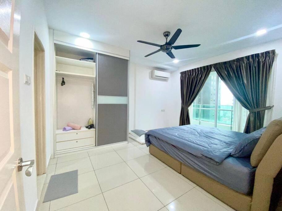 Apartment@Mansion One Georgetown view 4