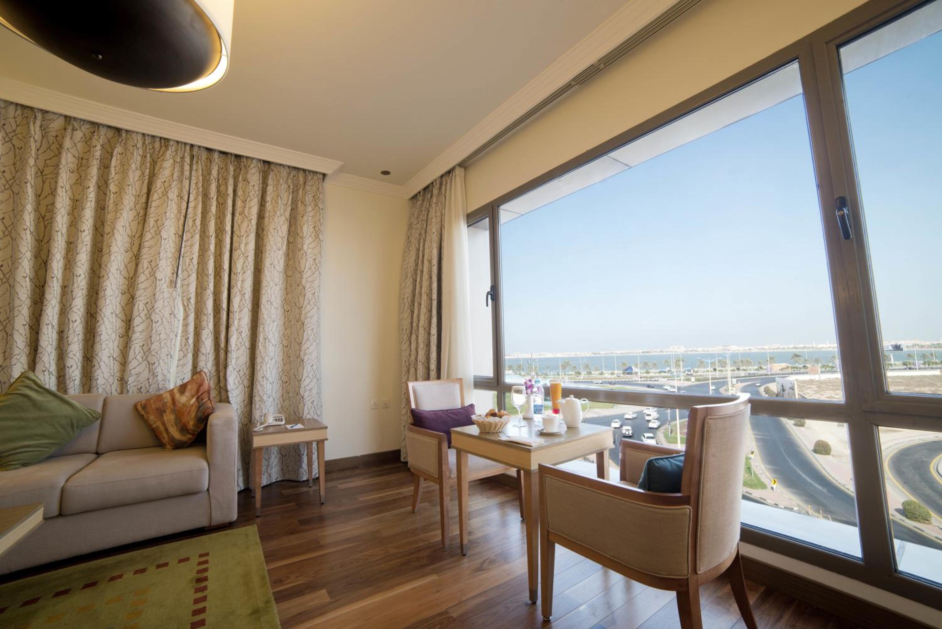 Golden Tulip Dammam Corniche Hotel