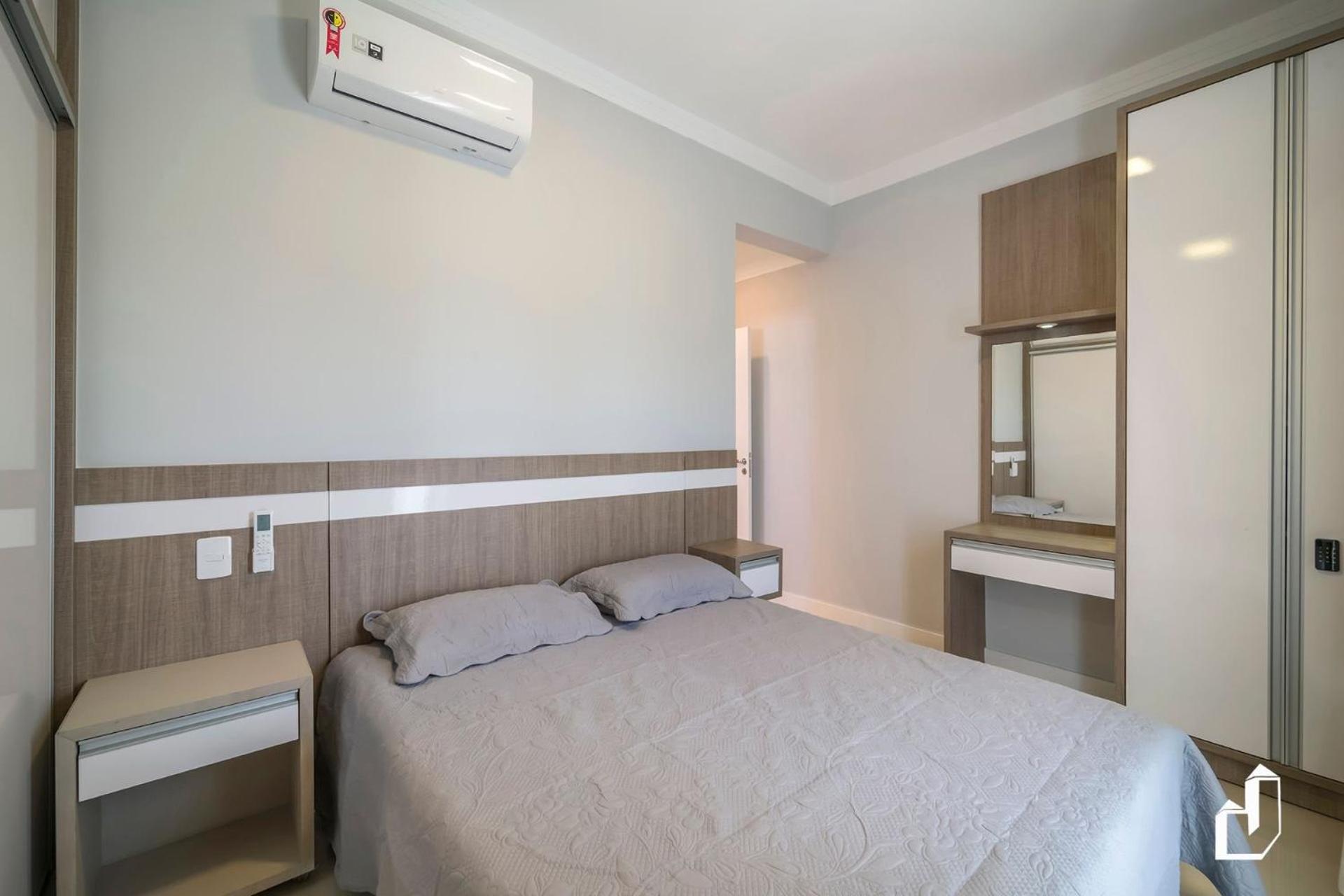Cobertura duplex com vista para o mar e jacuzzi