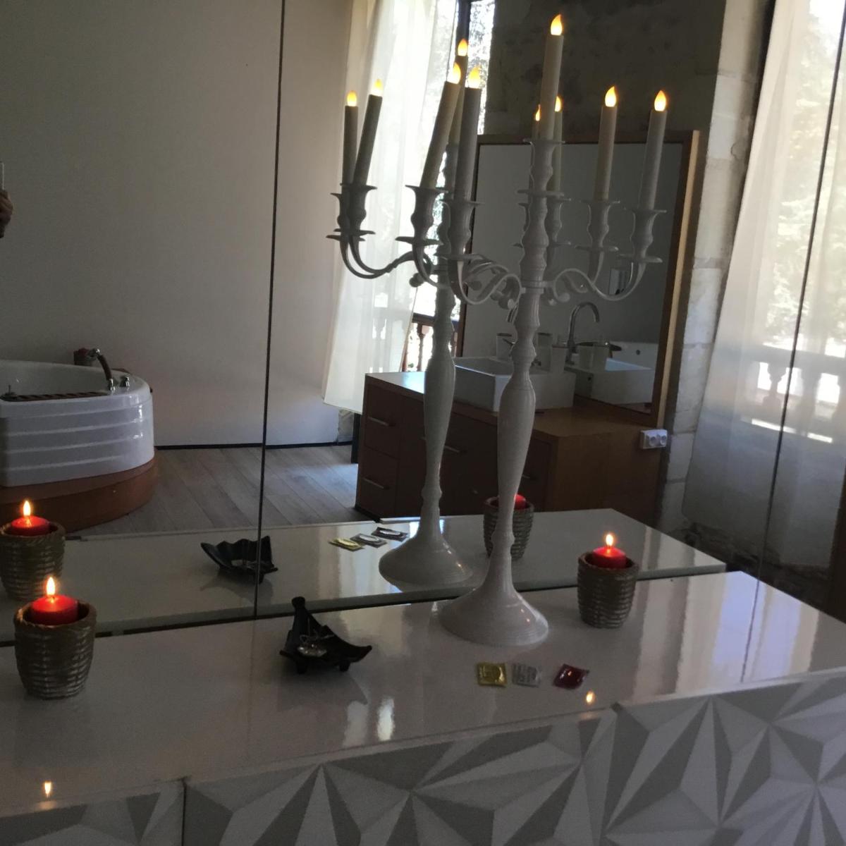 CHEZ PAM Pleasant Guest Room for Lovers view 3
