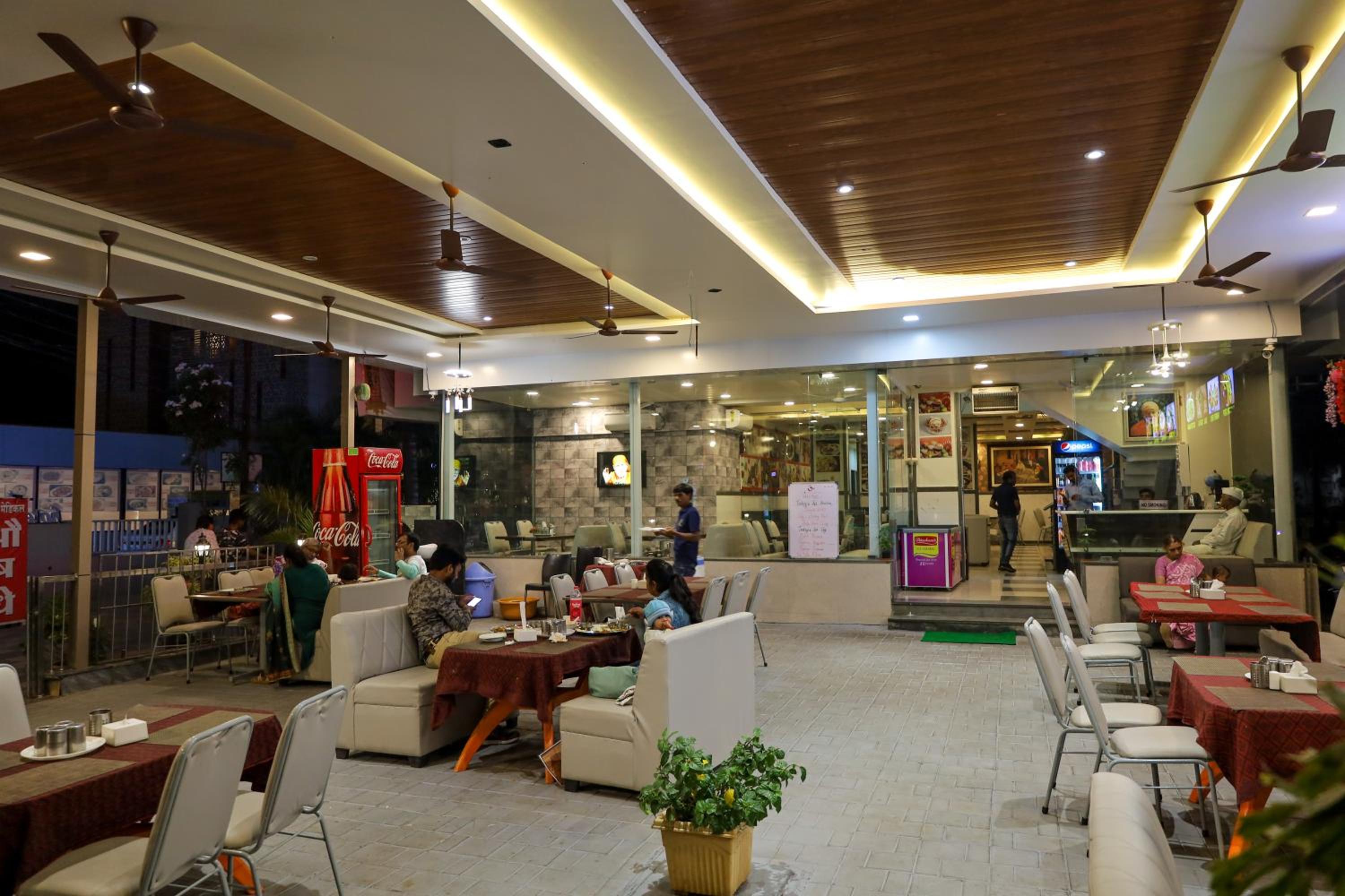 Shirdi Vacations - Hotel Sai Bansi - Property Image 5