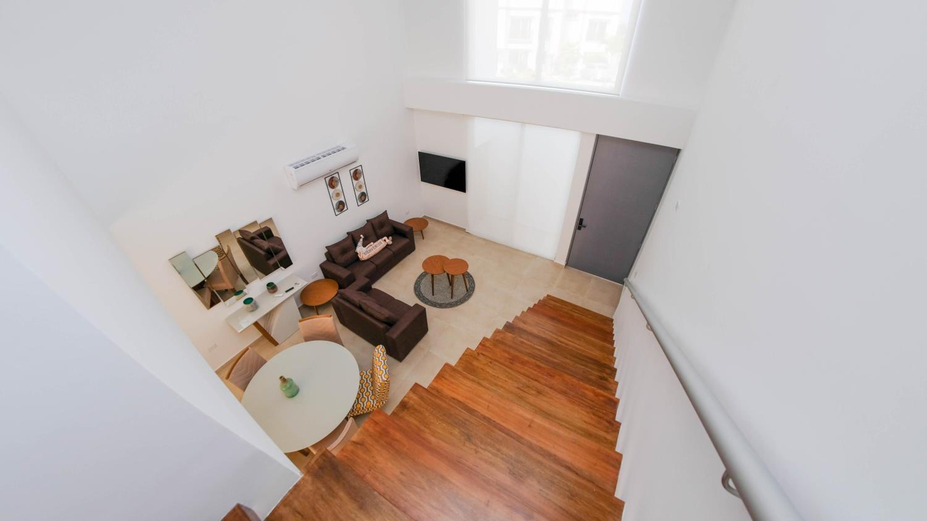Beautiful LOFT in front of Wyndham Hotel view 4