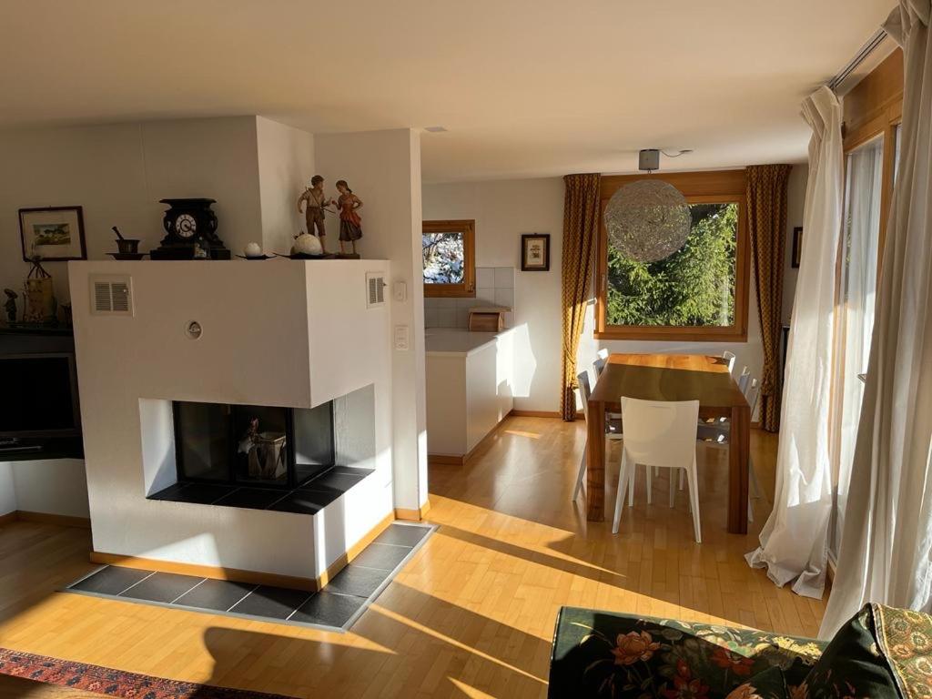 Renovated-Spacious apartment up to 6 people in Flims view 4